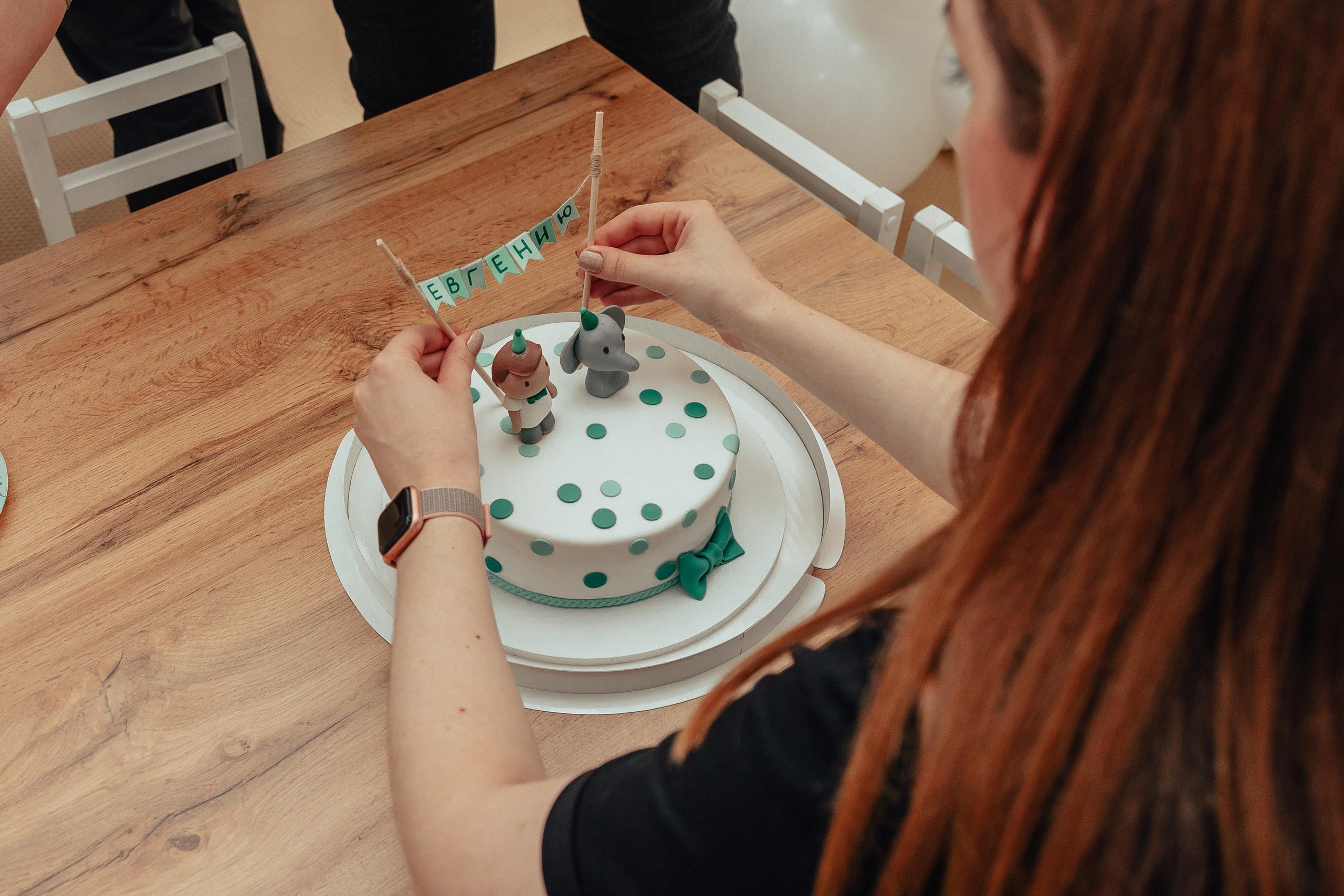 1 год в игровой. Фотограф Авилова Дарья ● Тюмень● Съемка больших семей ●Архив поколений
