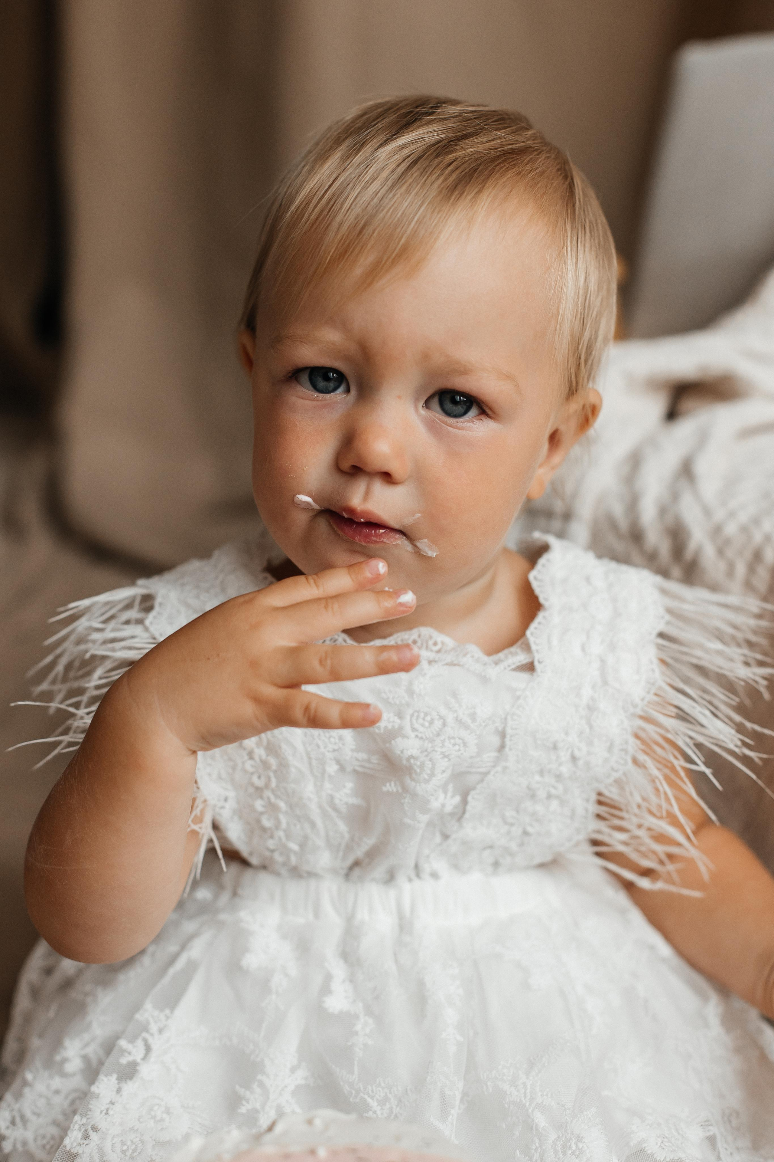 Семейная фотосессия (1 годик). Фотограф Авилова Дарья ● Тюмень● Съемка больших семей ●Архив поколений