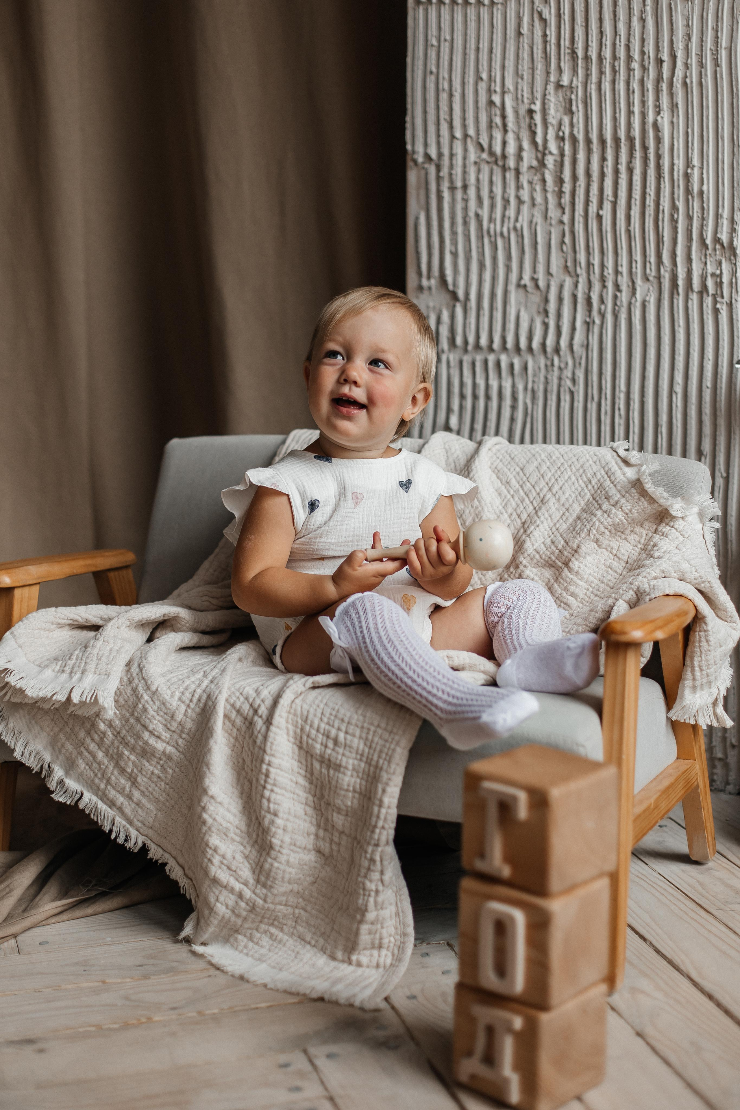 Семейная фотосессия (1 годик). Фотограф Авилова Дарья ● Тюмень● Съемка больших семей ●Архив поколений