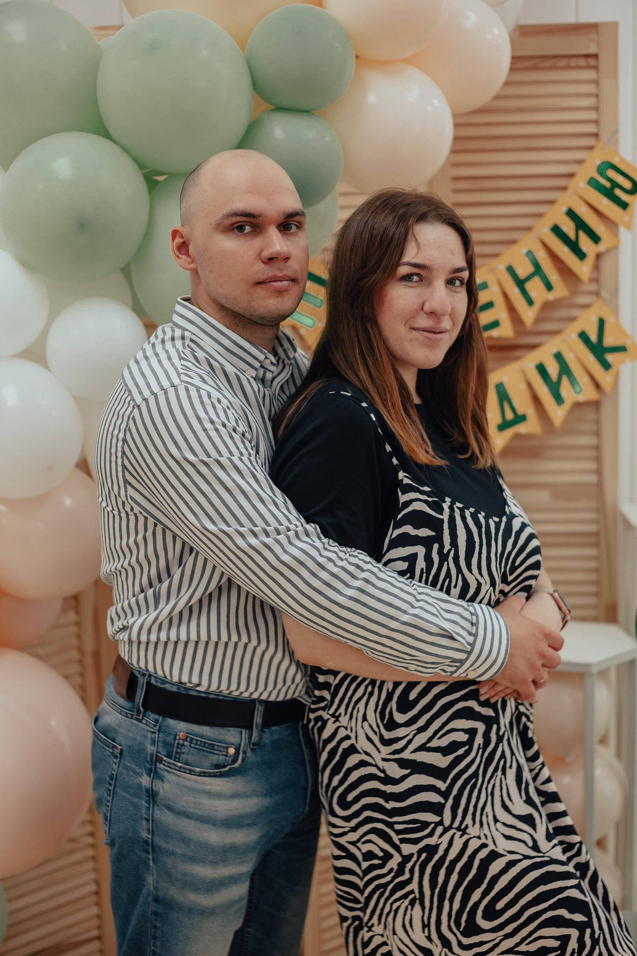 1 год в игровой. Фотограф Авилова Дарья ● Тюмень● Съемка больших семей ●Архив поколений