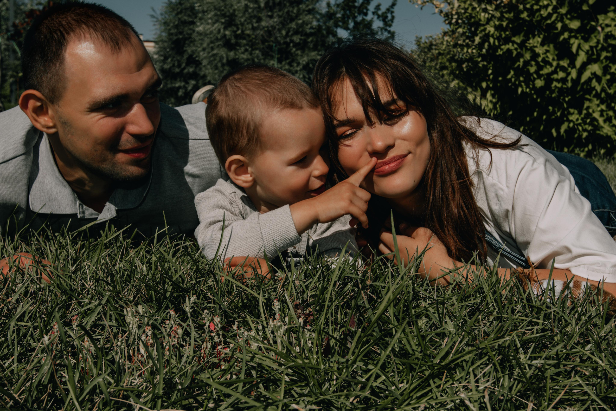 Прогулка. Фотограф Авилова Дарья ● Тюмень● Съемка больших семей ●Архив поколений