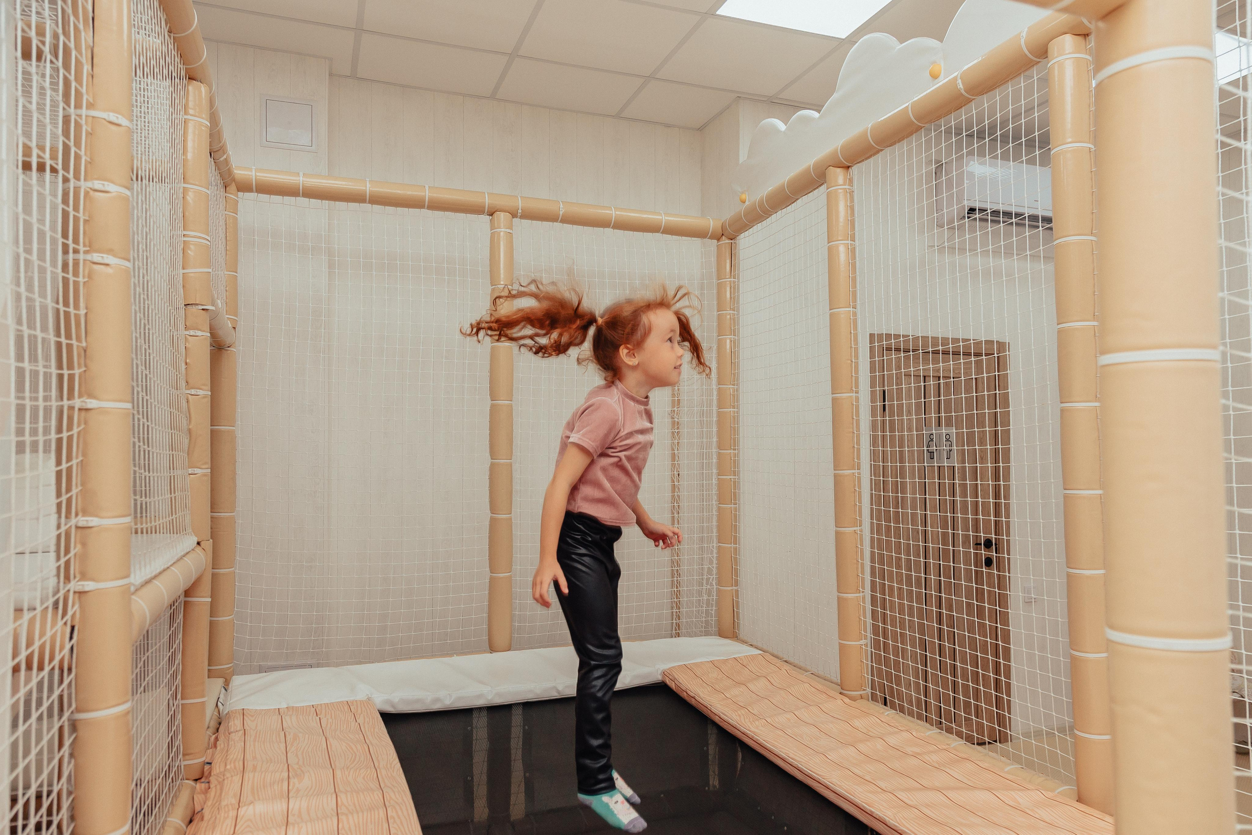 1 год в игровой. Фотограф Авилова Дарья ● Тюмень● Съемка больших семей ●Архив поколений