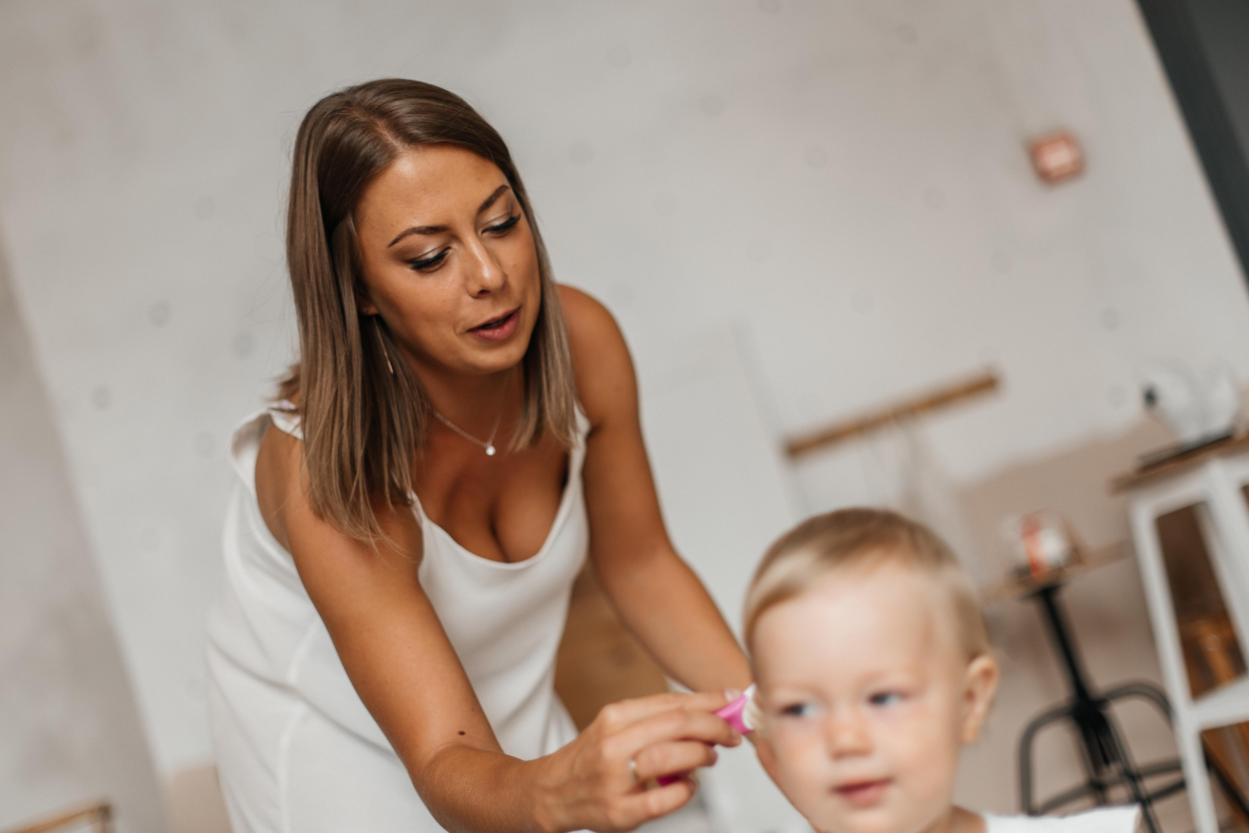 Семейная фотосессия (1 годик). Фотограф Авилова Дарья ● Тюмень● Съемка больших семей ●Архив поколений