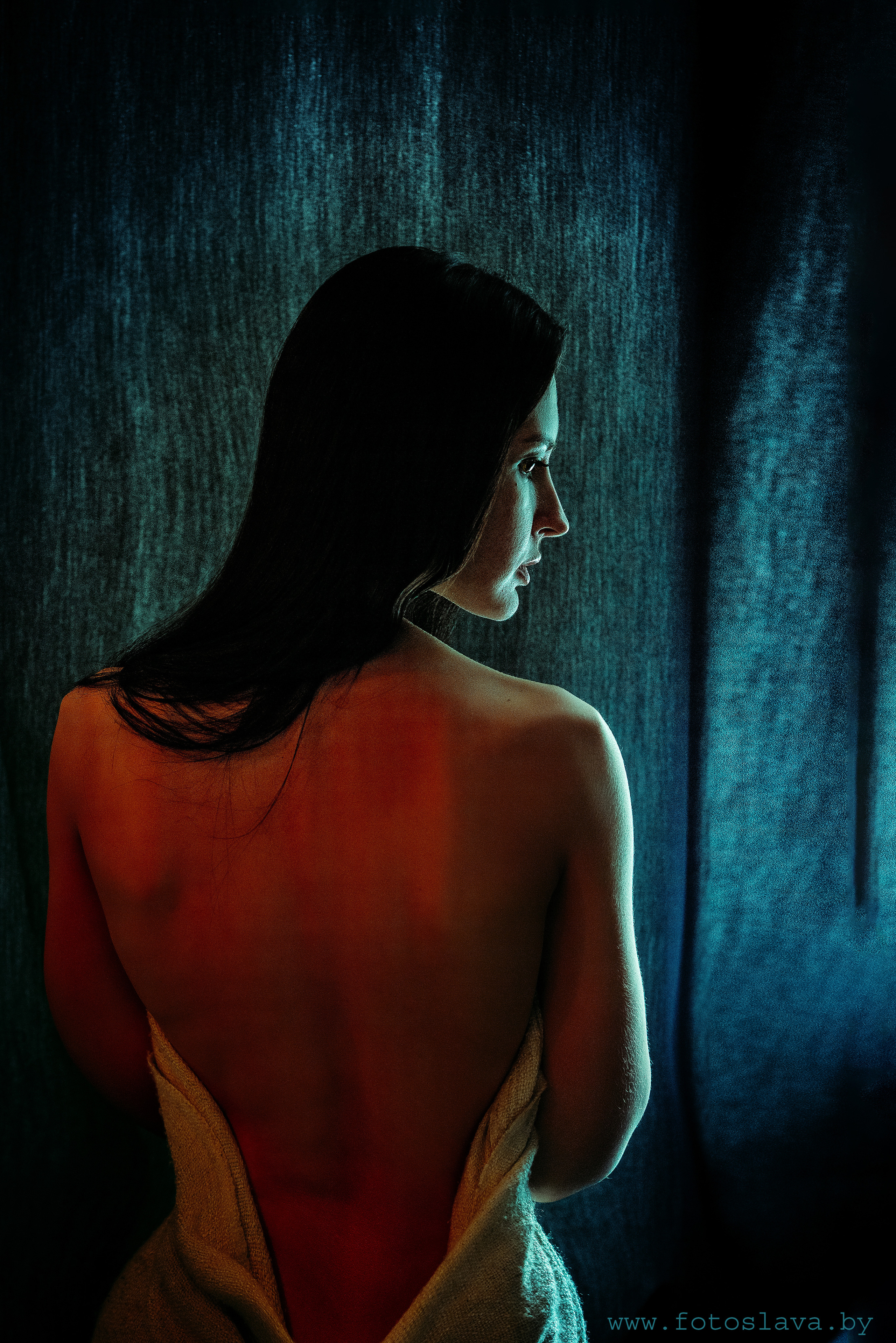 Юля, фотосессия с девушкой в фотостудии AJUR. Свадебный фотограф в Барановичах Вячеслав Шах-Гусейнов, фотошкола