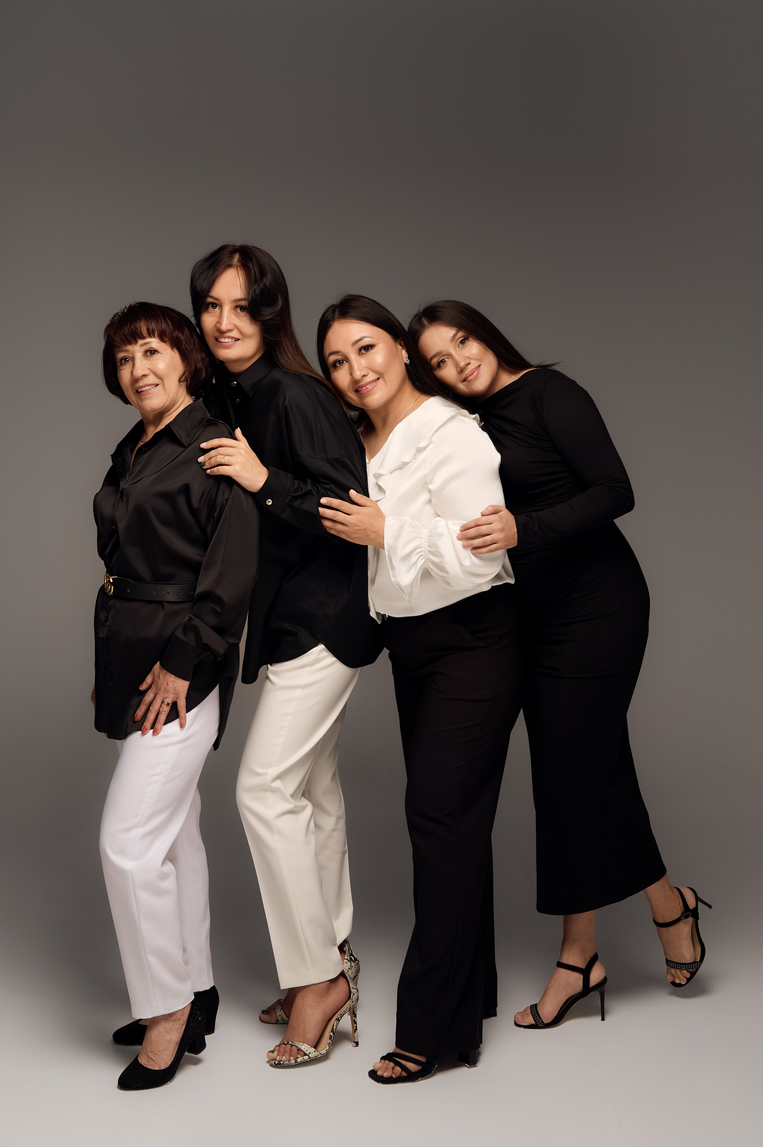 Мама и дочки. Свадебный и семейный фотограф Регина Кагарманова