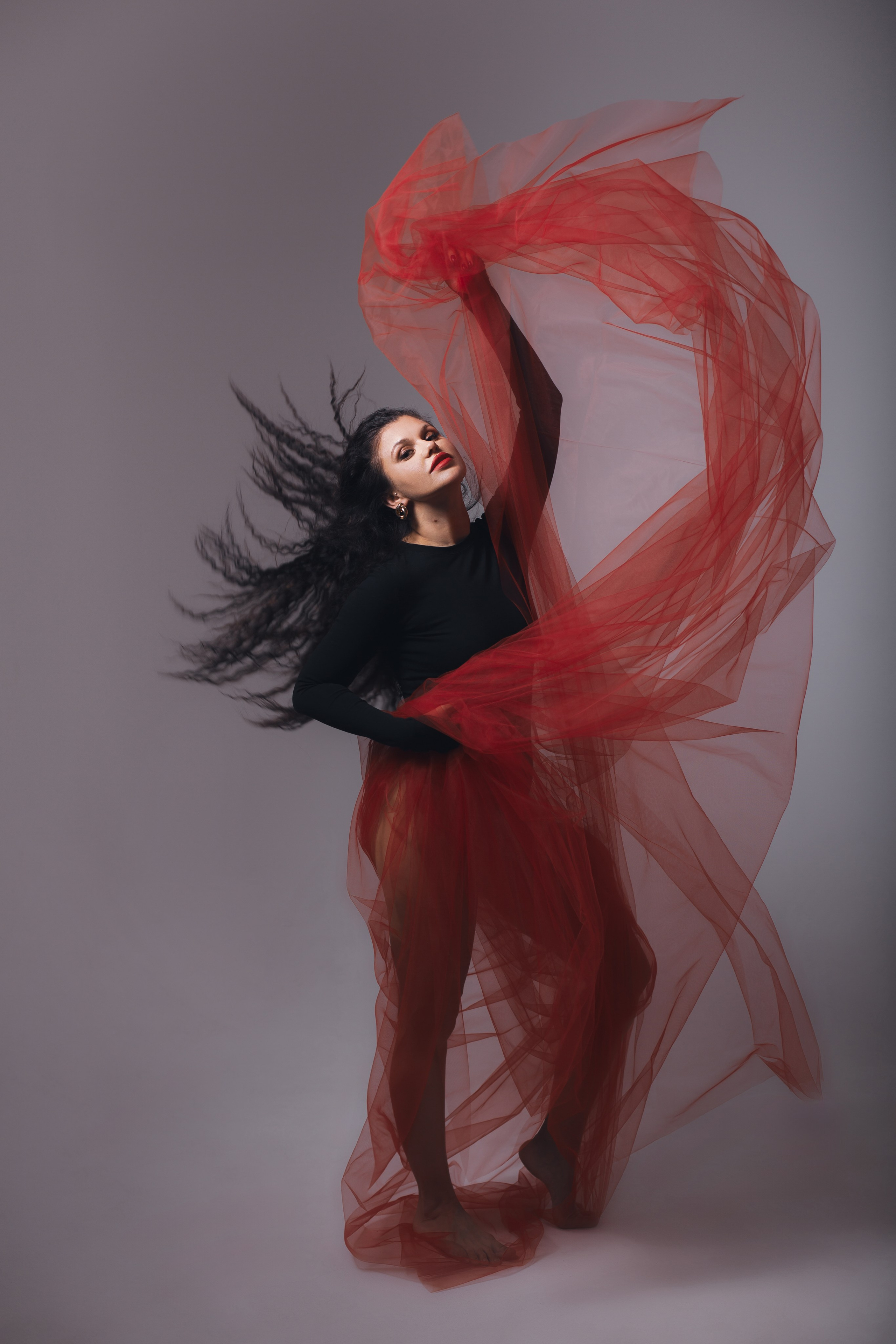 Индивидуальная фотосессия Спб. Фотограф Julia Milton | Портреты, съемки для маркетплейсов, лавстори, съёмка беременности в Санкт-Петербурге. Обучение фотографии в Спб очно