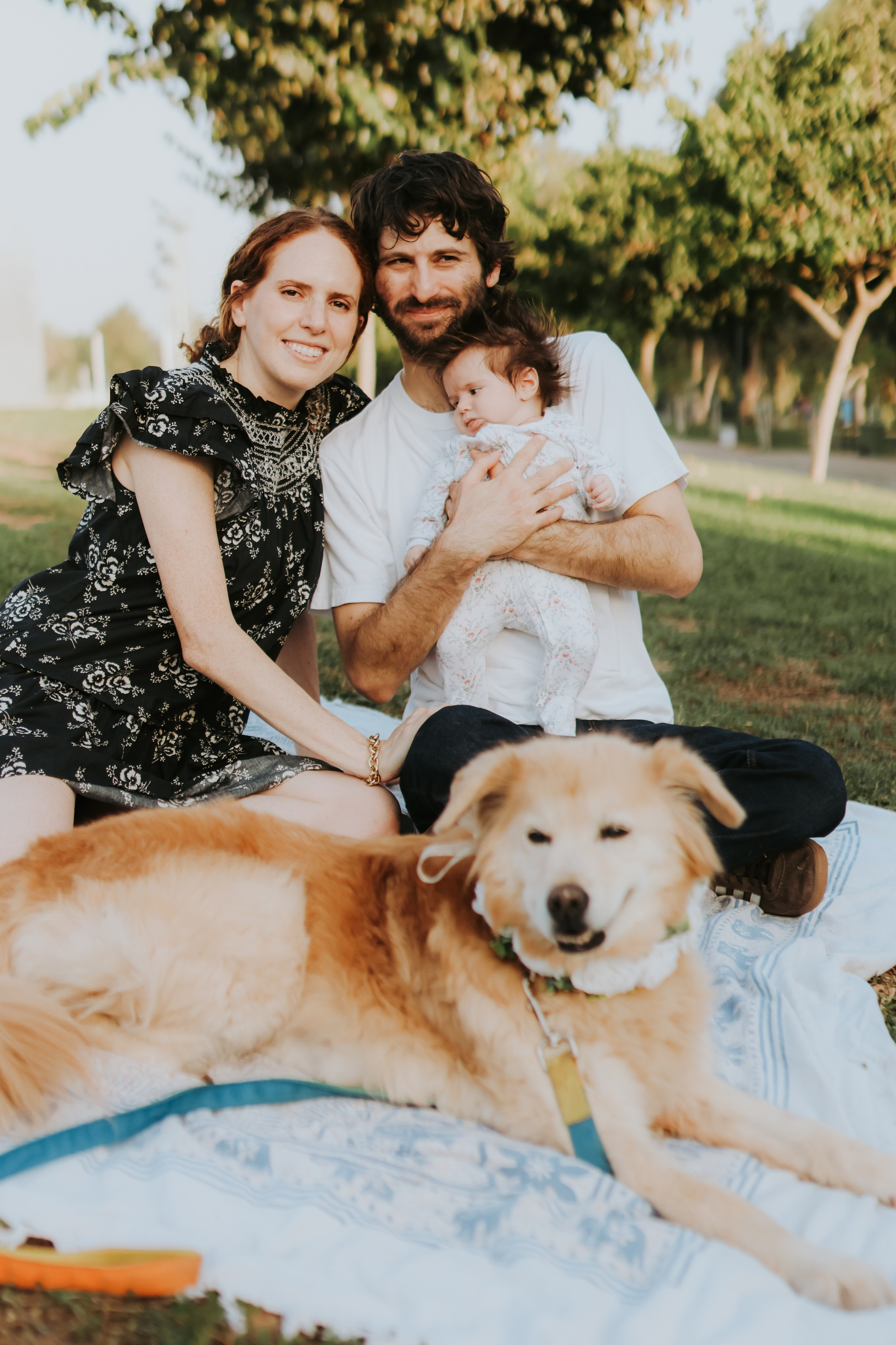 Sabrina's family, Tel Aviv | November 2025. Photographer in Israel Alice Milchin