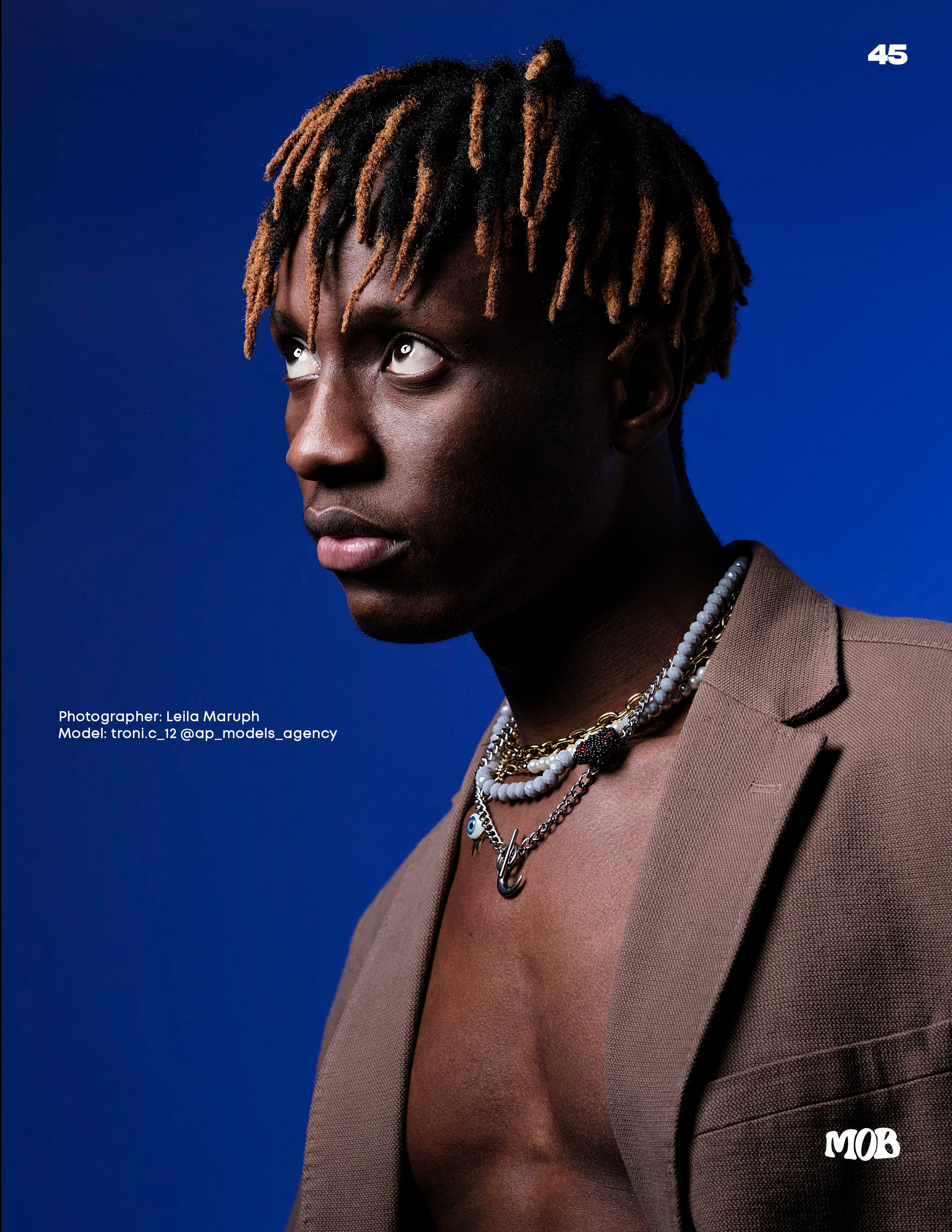 Журналы. Коммерческий, репортажный фотограф в Москве Лейла Мару