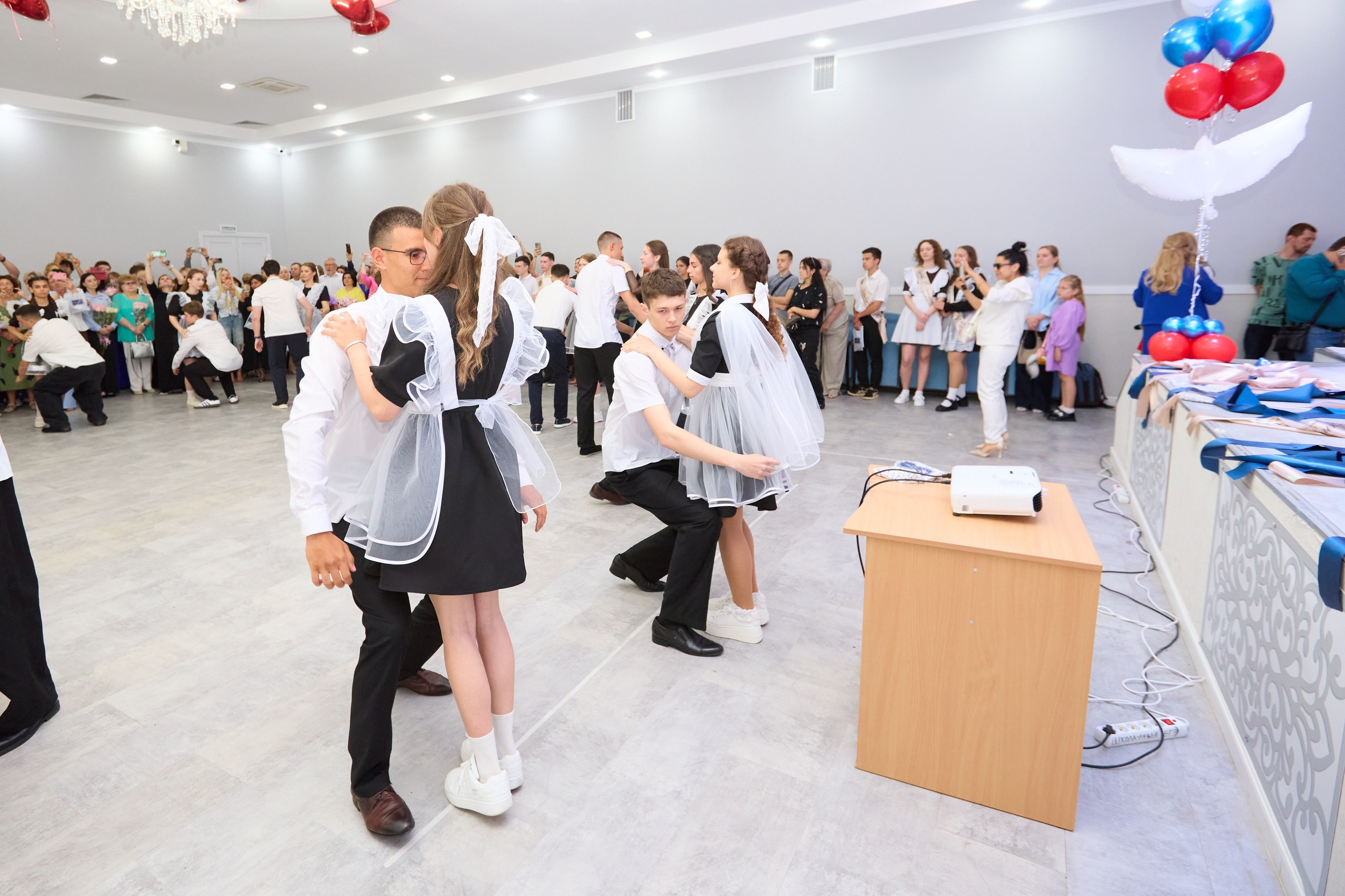 Последний звонок 6 шк 11А Саки. Фотограф в Крыму Светлана Викулова