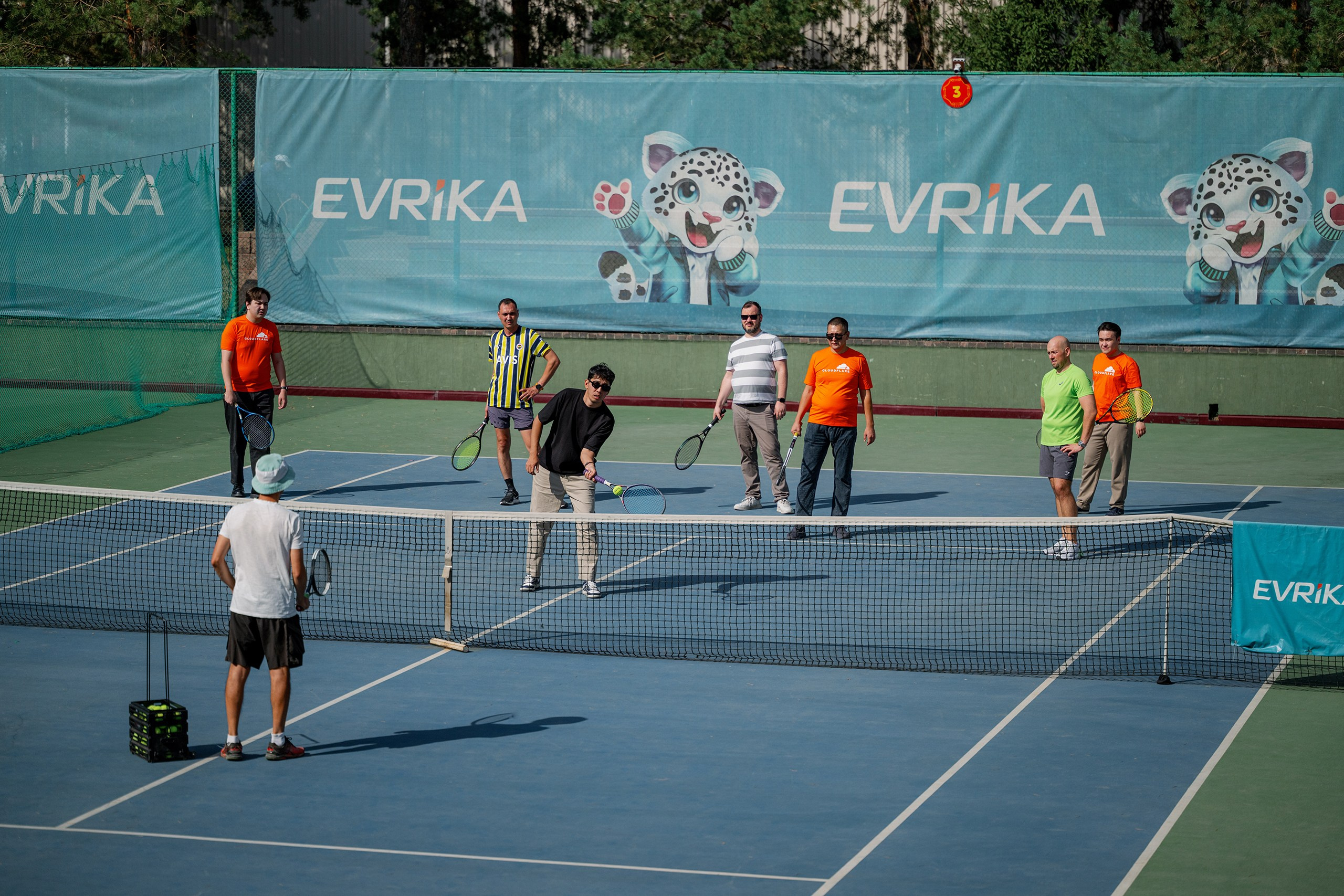 Конференция/Игра в тенис — BakoTech&Cloudfire. Фотограф в Алматы — Алексей Коньков | Репортаж, свадьбы, портреты