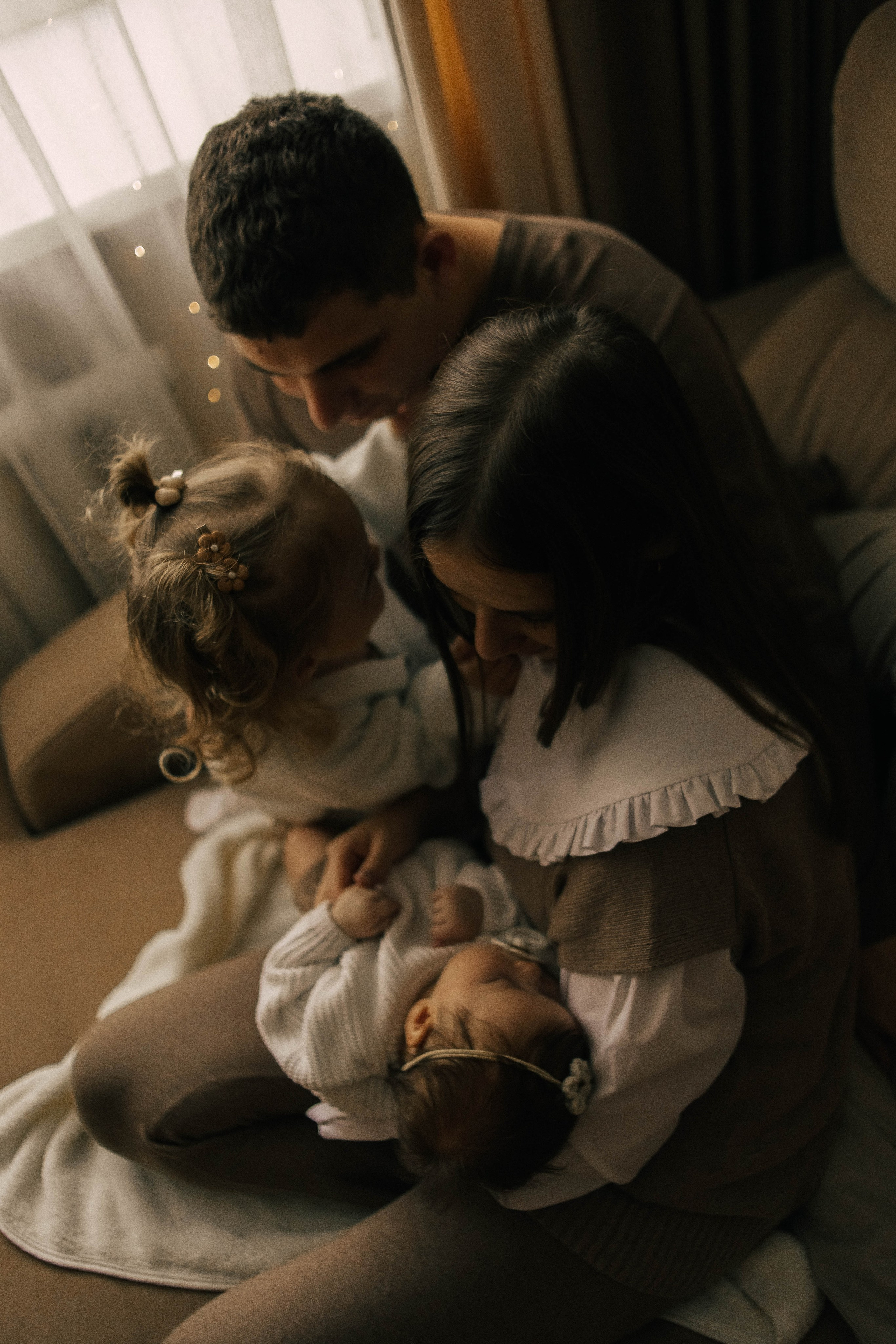 Анастасия, Андрей, Ариша и Анюта. Главная