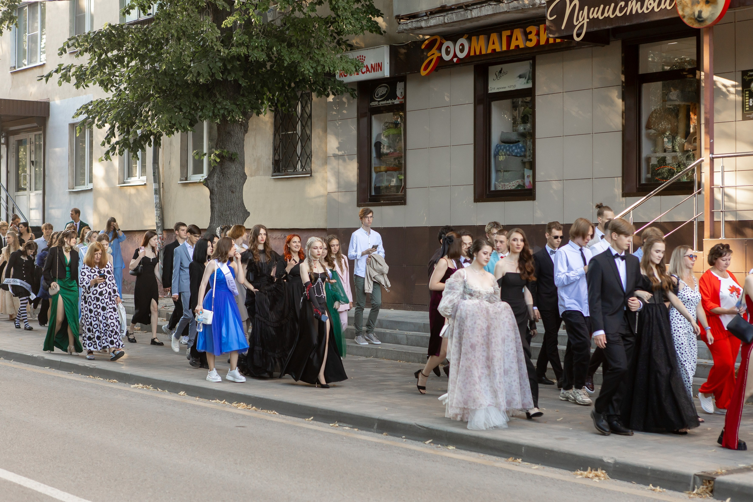 Выпускной Гимназия 12 2024 г. Свадебный и портретный Фотограф в Липецке Дмитрий Котюков