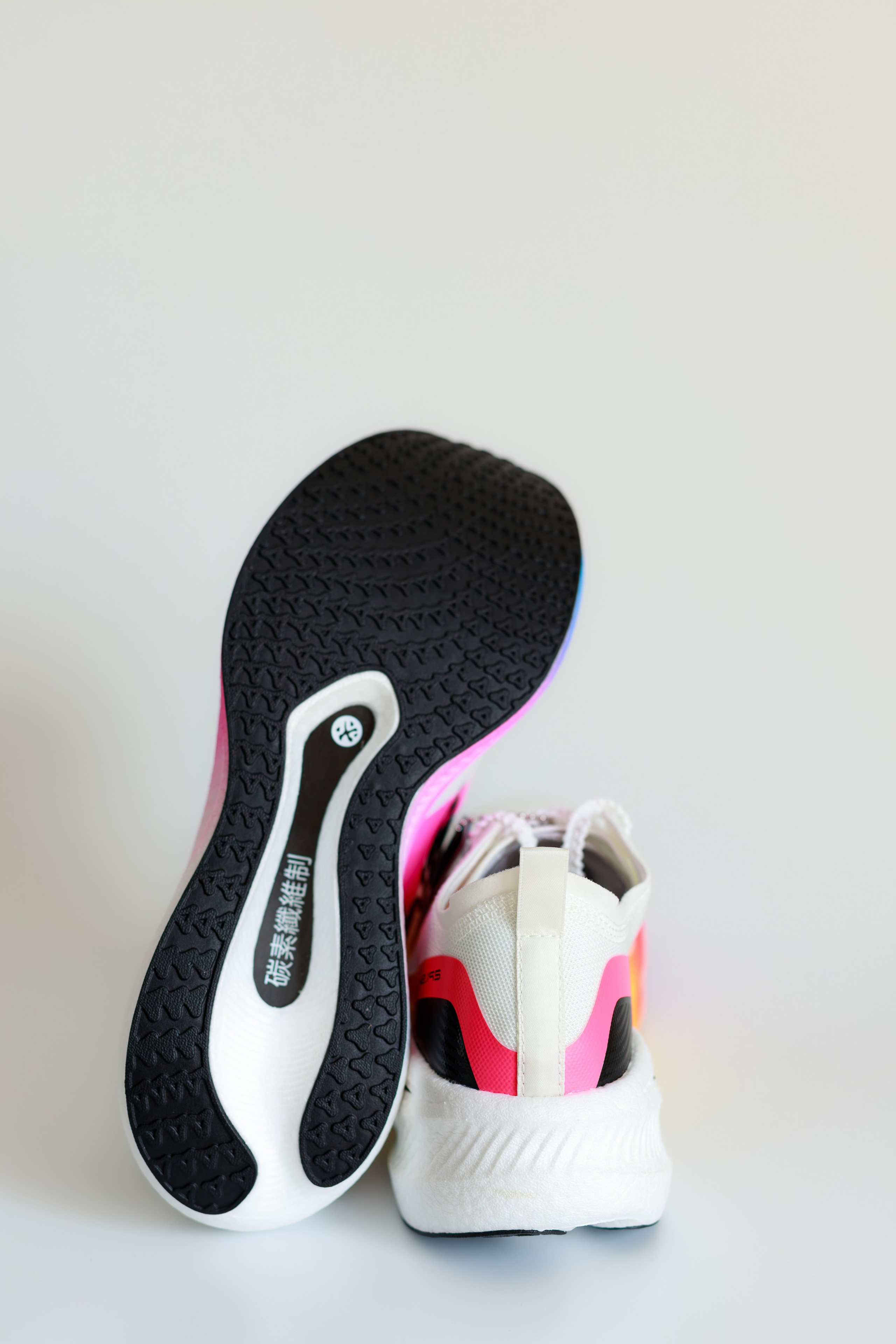 Кроссовки для вб. Семейный и детский фотограф в Краснодаре Ирина Лаврецкая