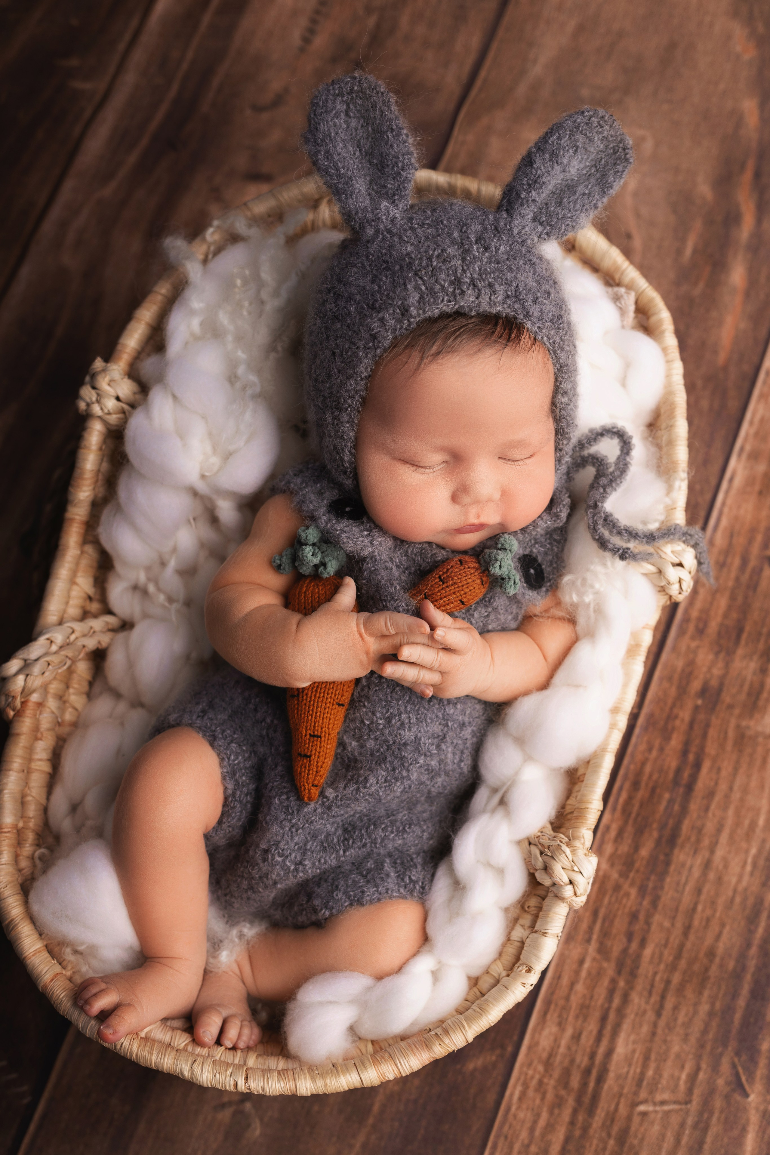 Классическая фотосессия малыша. Фотограф новорожденных малышей в Омске и Омской области Эльвира Камаева