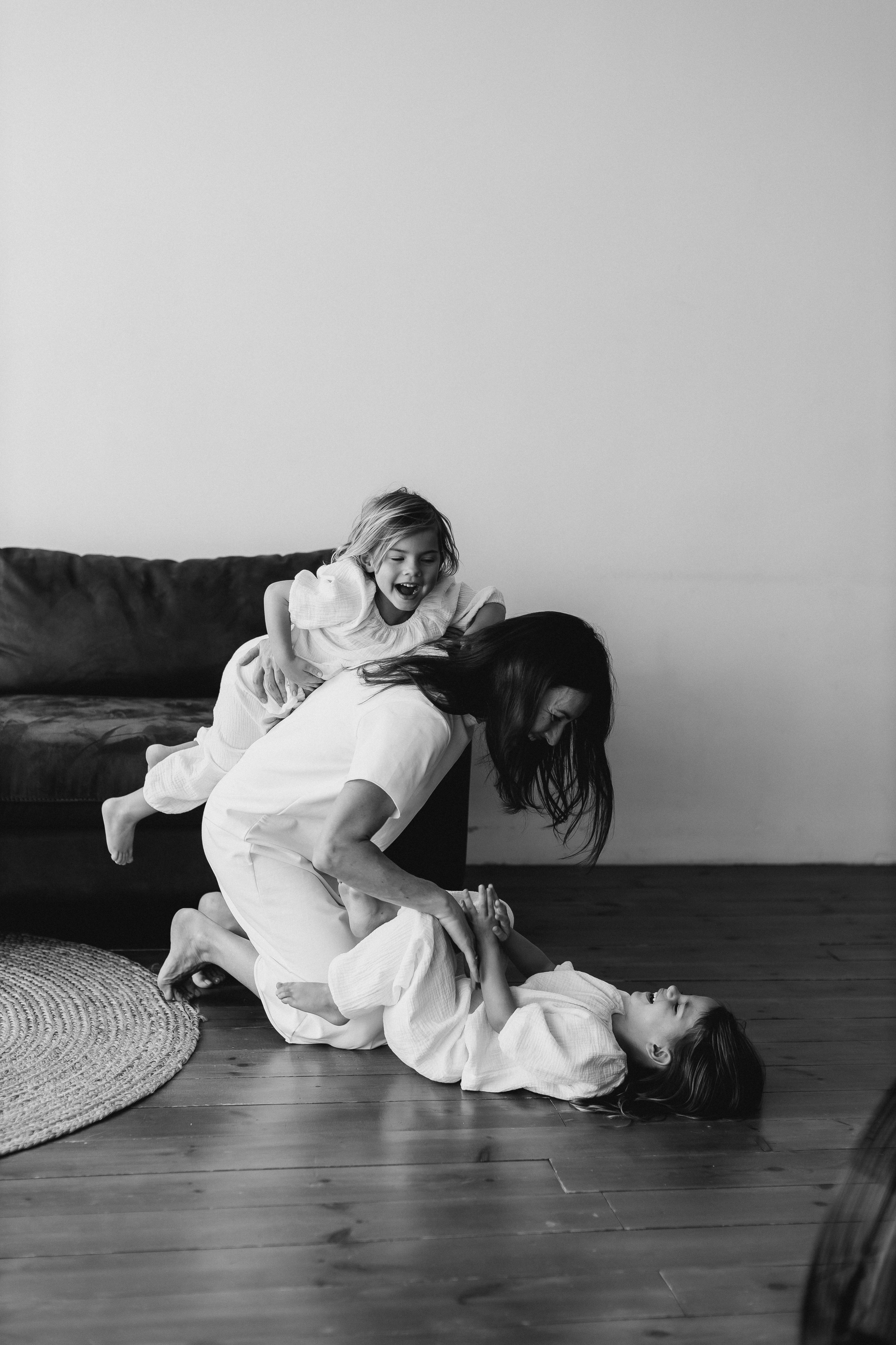 Мама и девочки. Евгения Пелипас