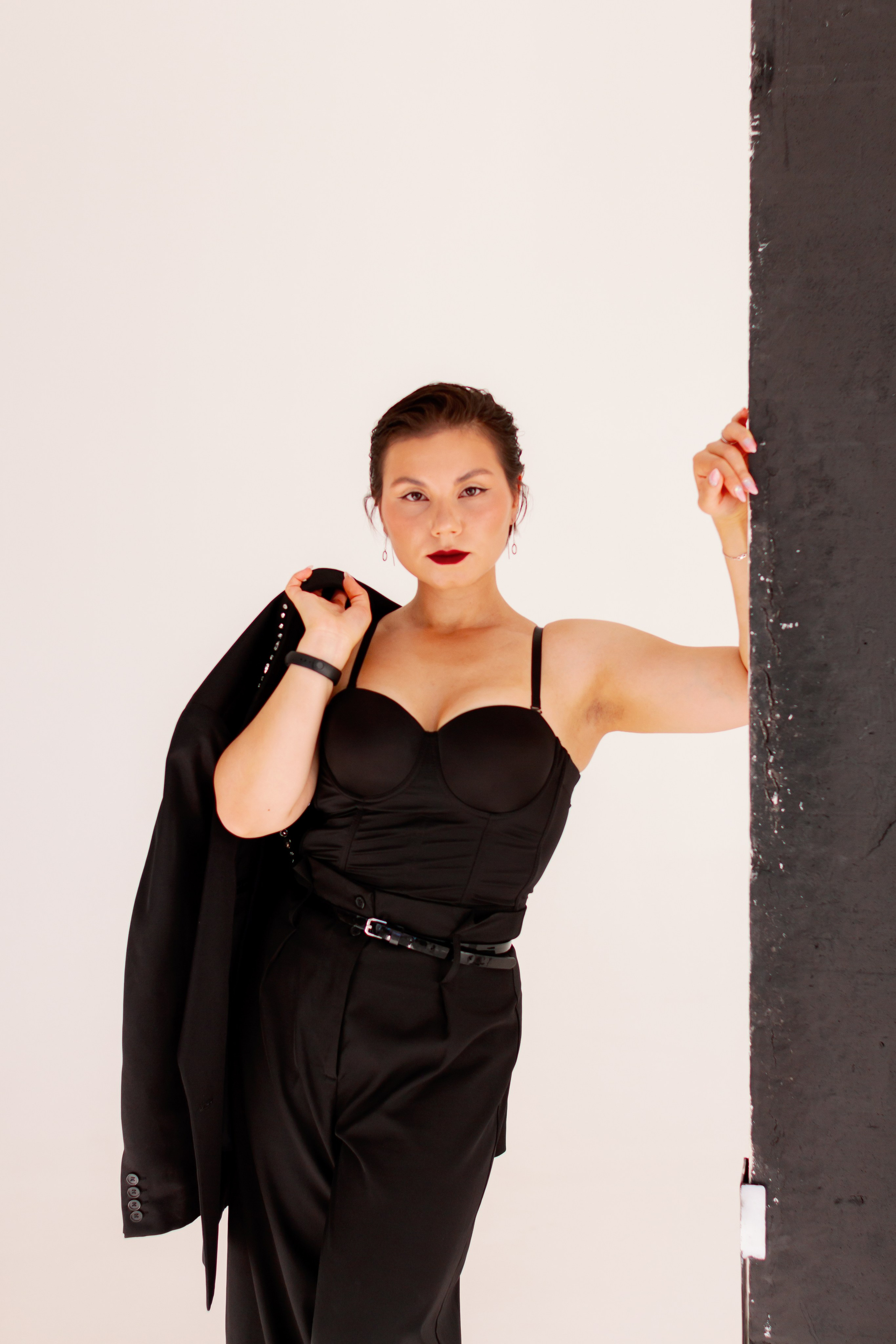 Эля и Лиза. Сёстры. Фотосессия в студии, Екатеринбург. Фотограф в Екатеринбурге Пойгина Елена