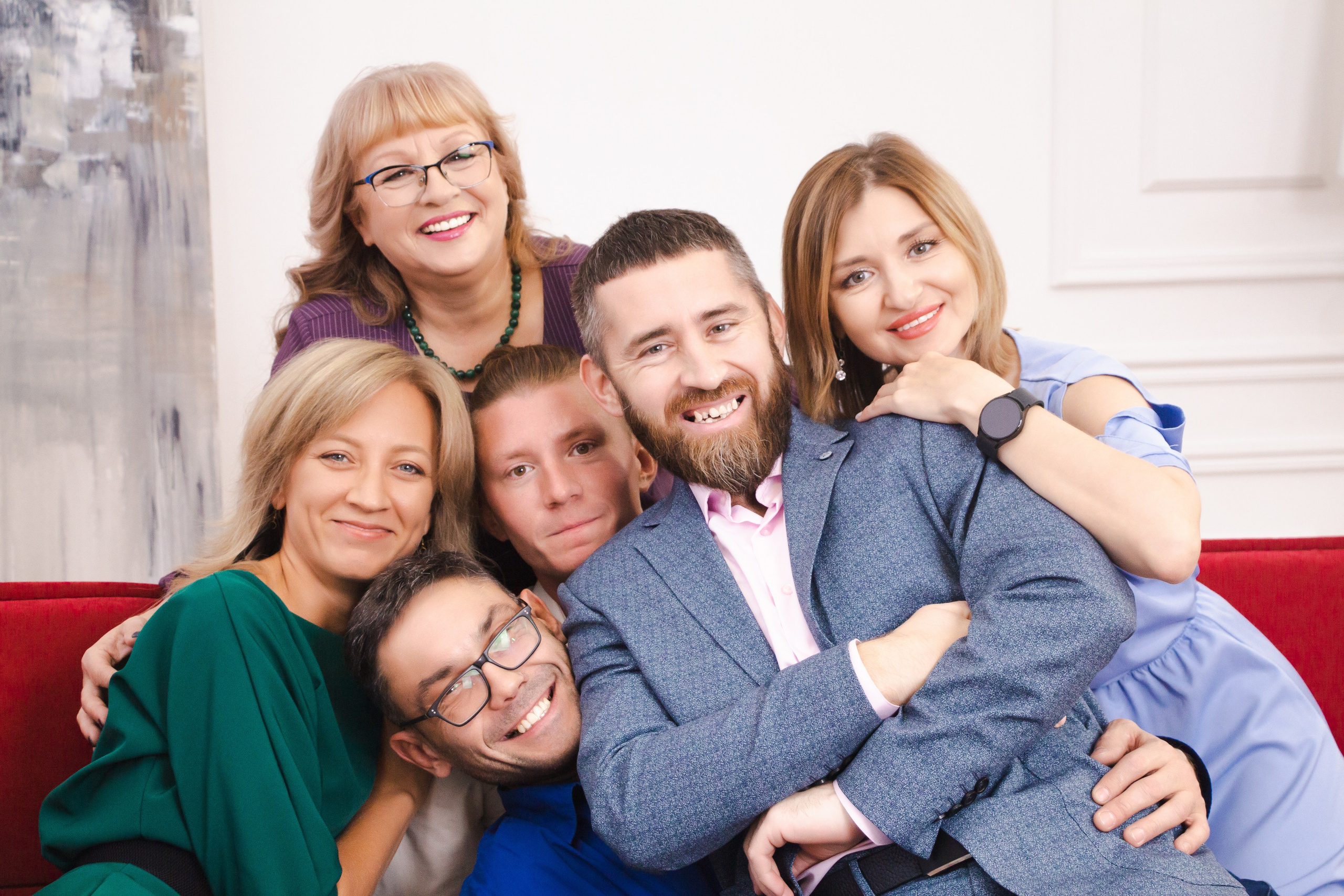 Тепло большой семьи — семейная фотосессия в студии, Екатеринбург. Фотограф в Екатеринбурге Пойгина Елена