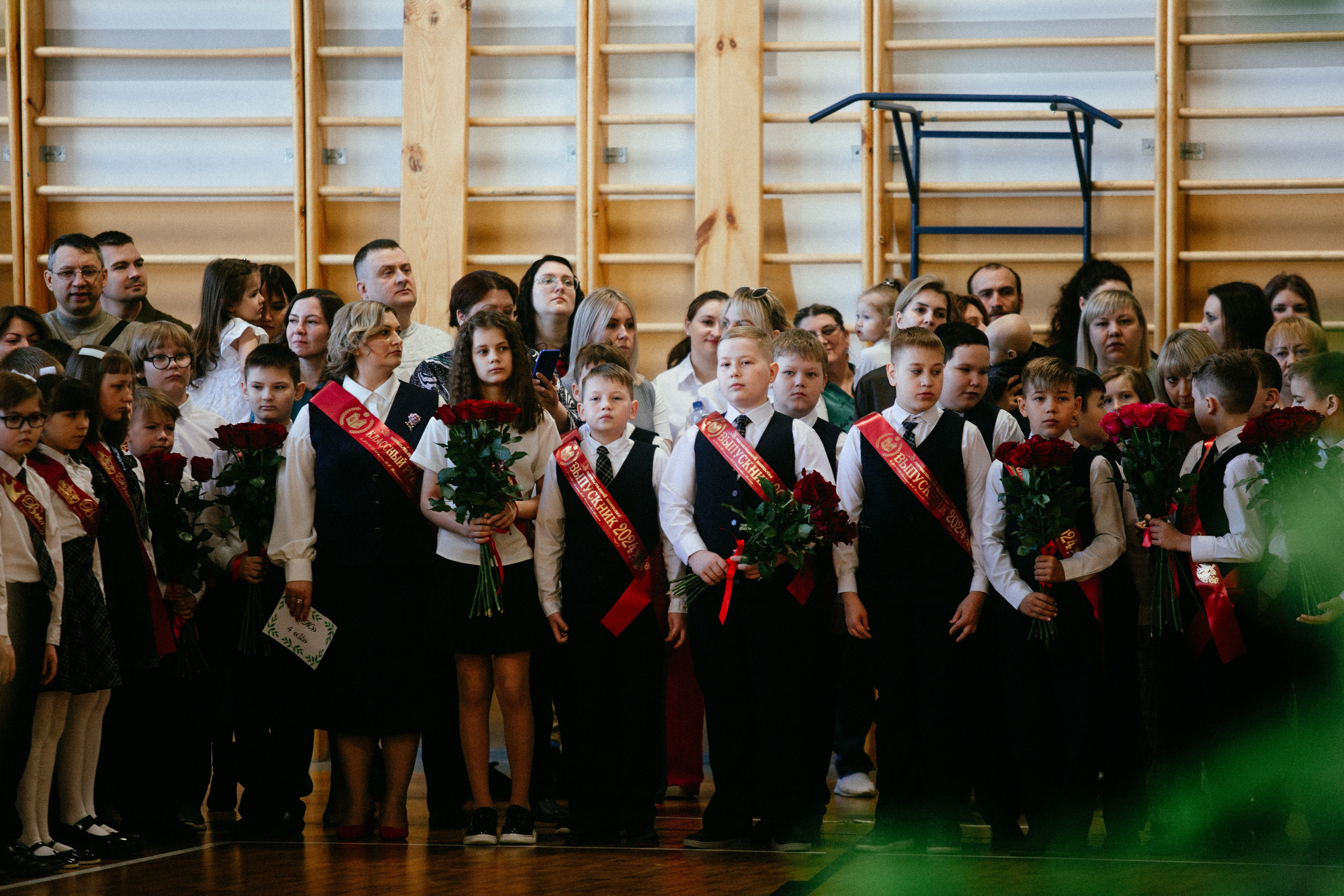 Выпускной в начальной школе. Арт-фотограф Крис Л. в Тобольске: портрет, семейные, свадьбы