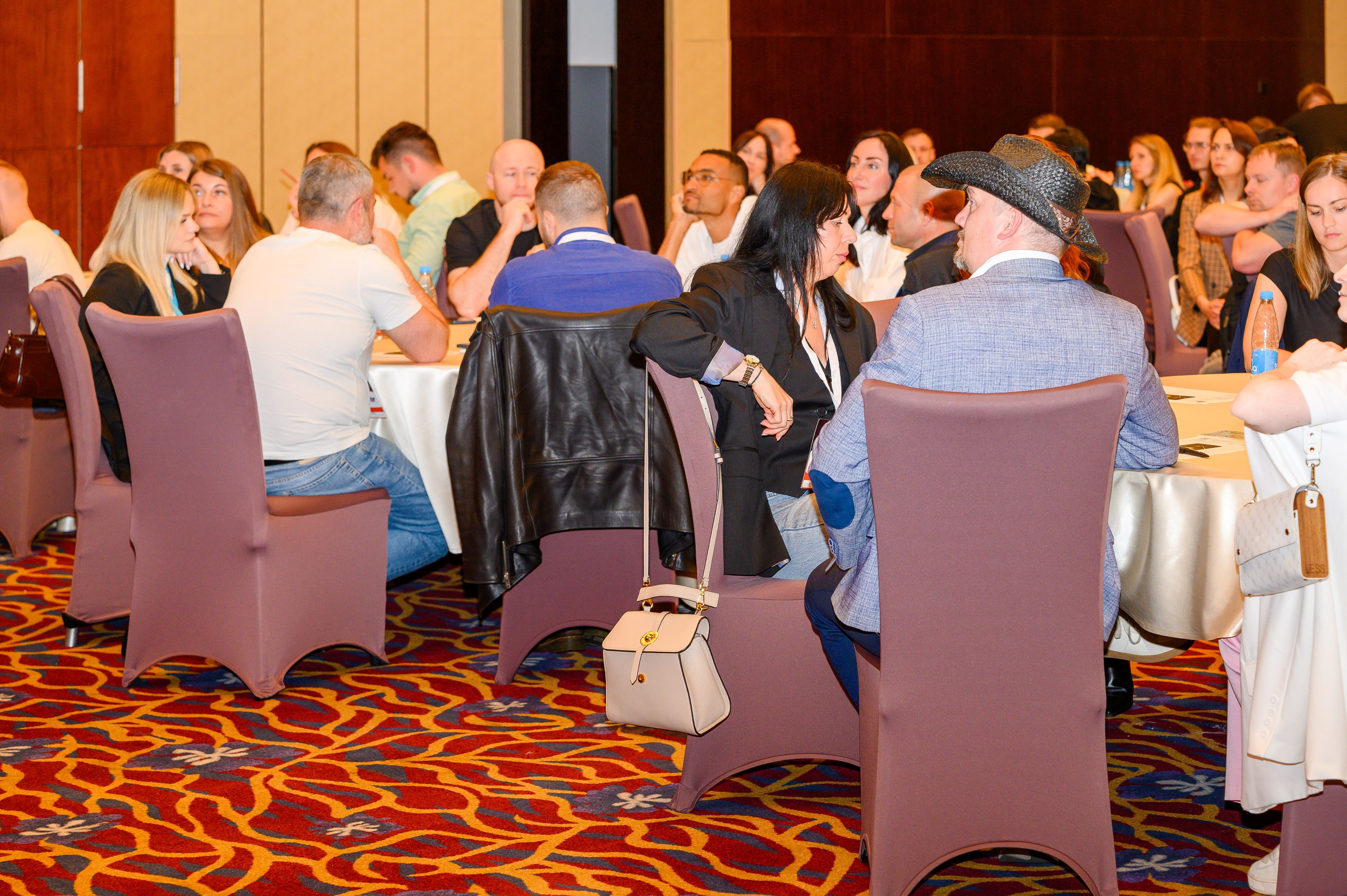 Репортажная съемка с открытия магазина. Фотоуслуги, услуги фотографа, фотографирование важных событий