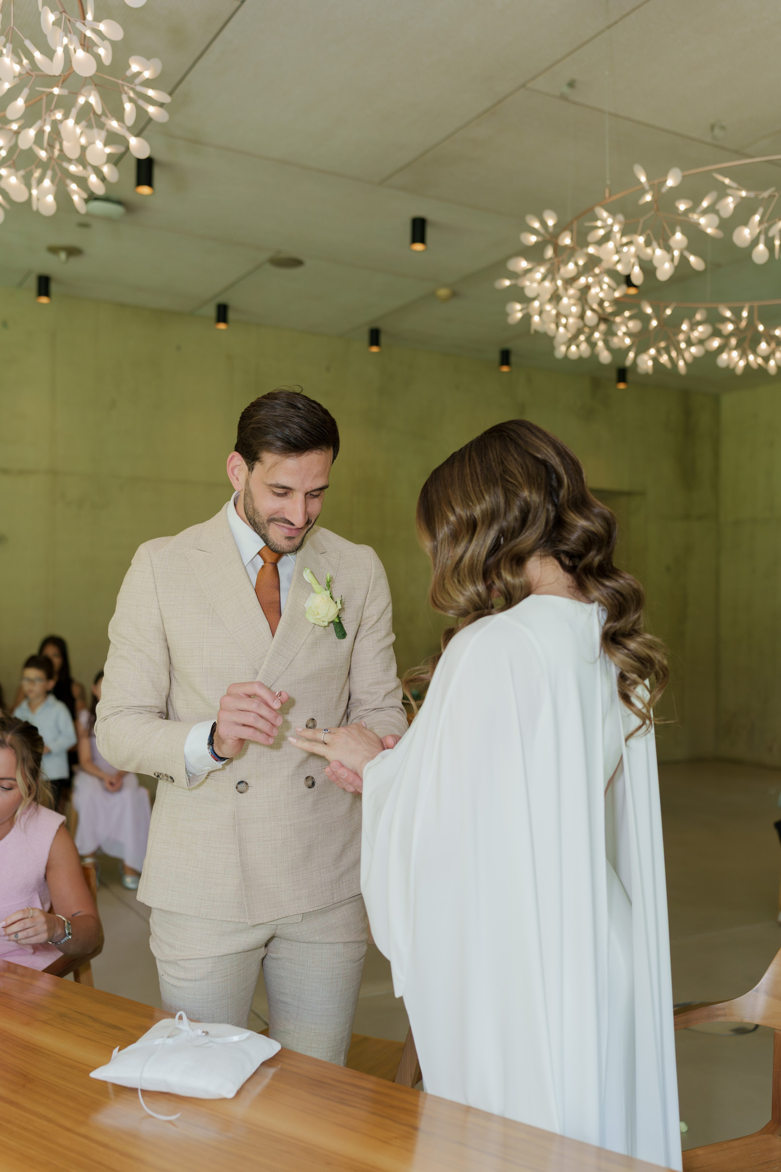 Joséphine & Frédéric | Lancy Mairie. Photographe de Mariage Professionnelle — Genève & Suisse Romande | Tanya Creator