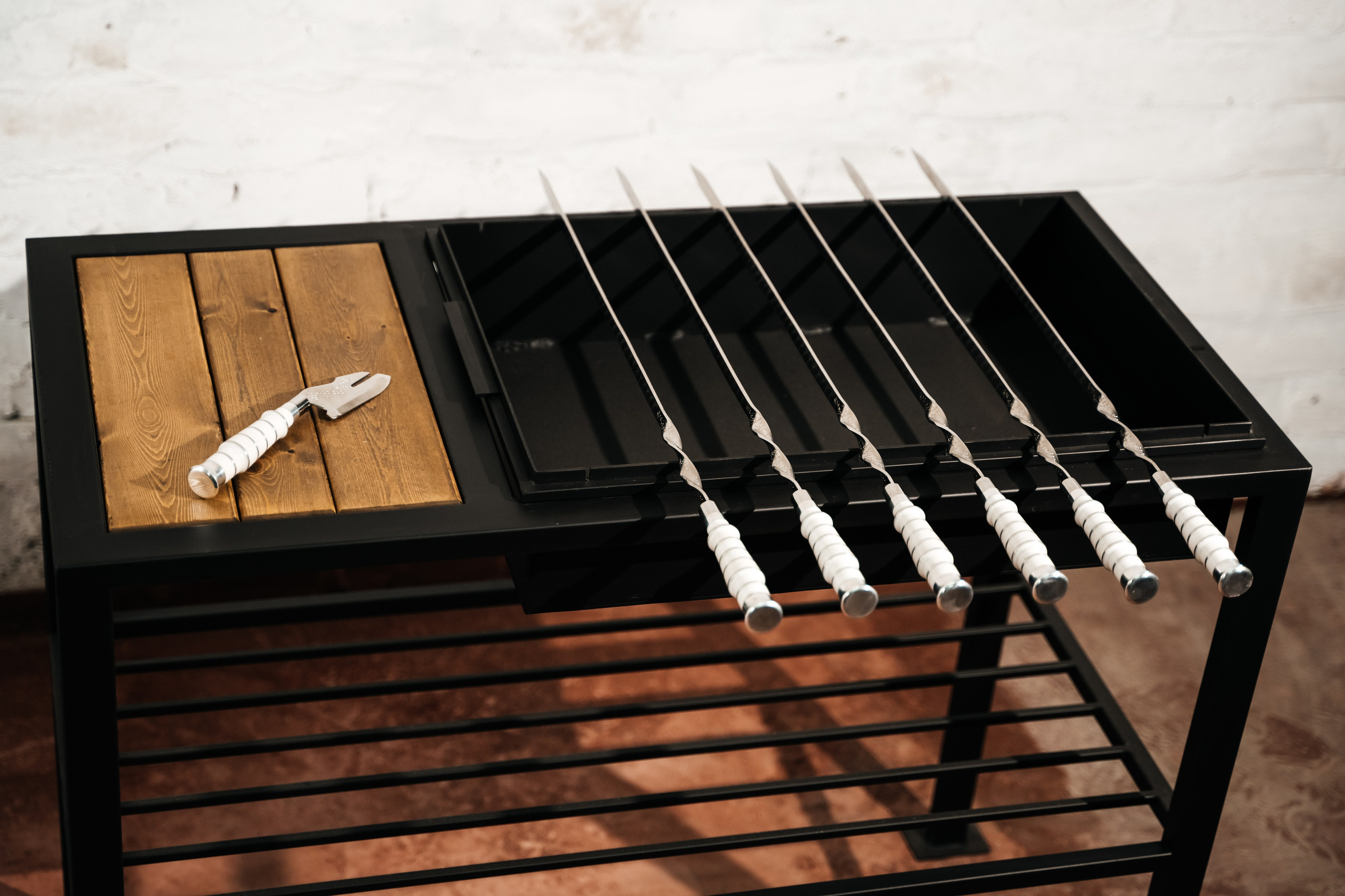 Мебель на заказ Ставрополь. LoftKost изготовление мебели Лофт в Ставрополе