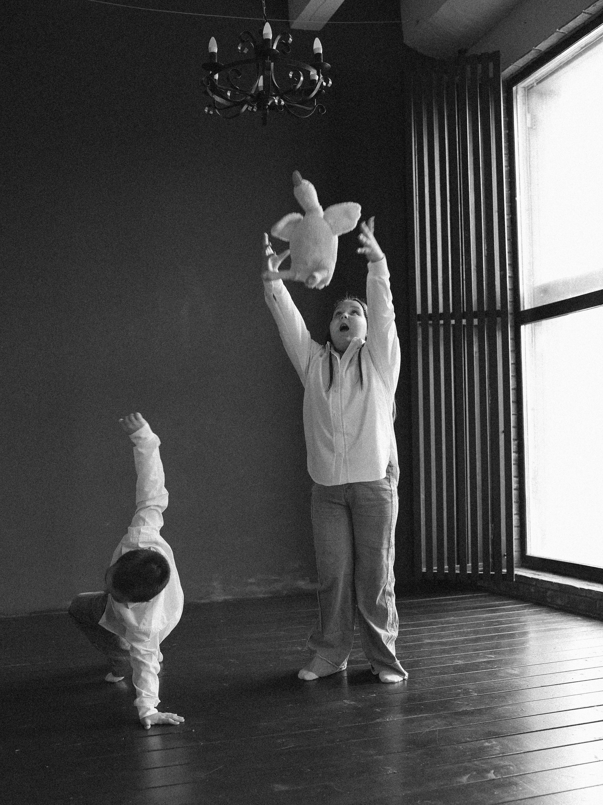 Полина Александр Мария и Иван- фотостудия Bliss- Луначарского 31. Семейный и детский фотограф в  г. Екатеринбурге Холодова Юлия