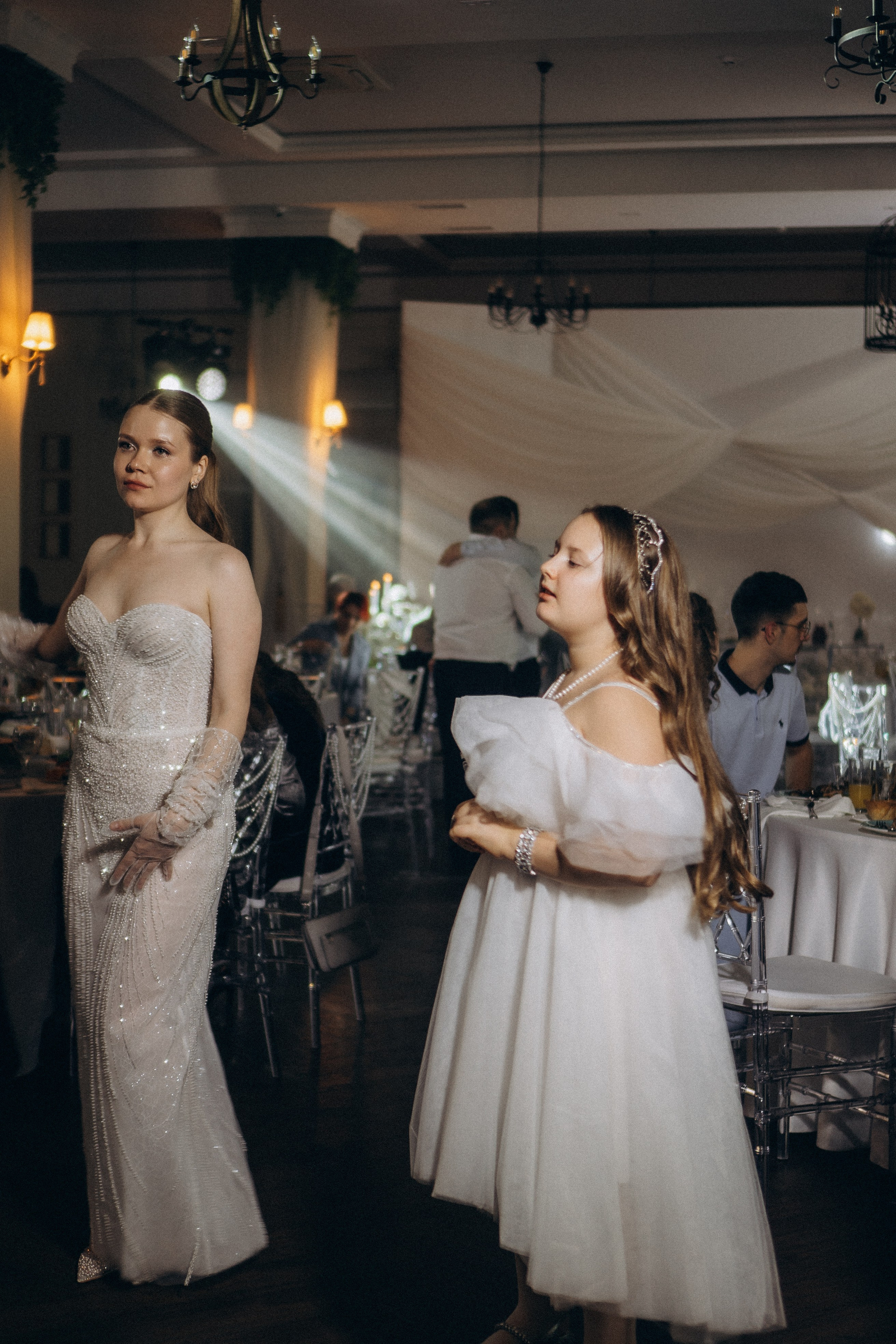 СЬЕМКА СВАДЕБНОГО БАНКЕТА (СНЯТО В СИБИРЕ В НИЖНЕВАРТОВСКЕ). Профессиональный фотограф, Санкт-Петербург — Виктория Богомолова