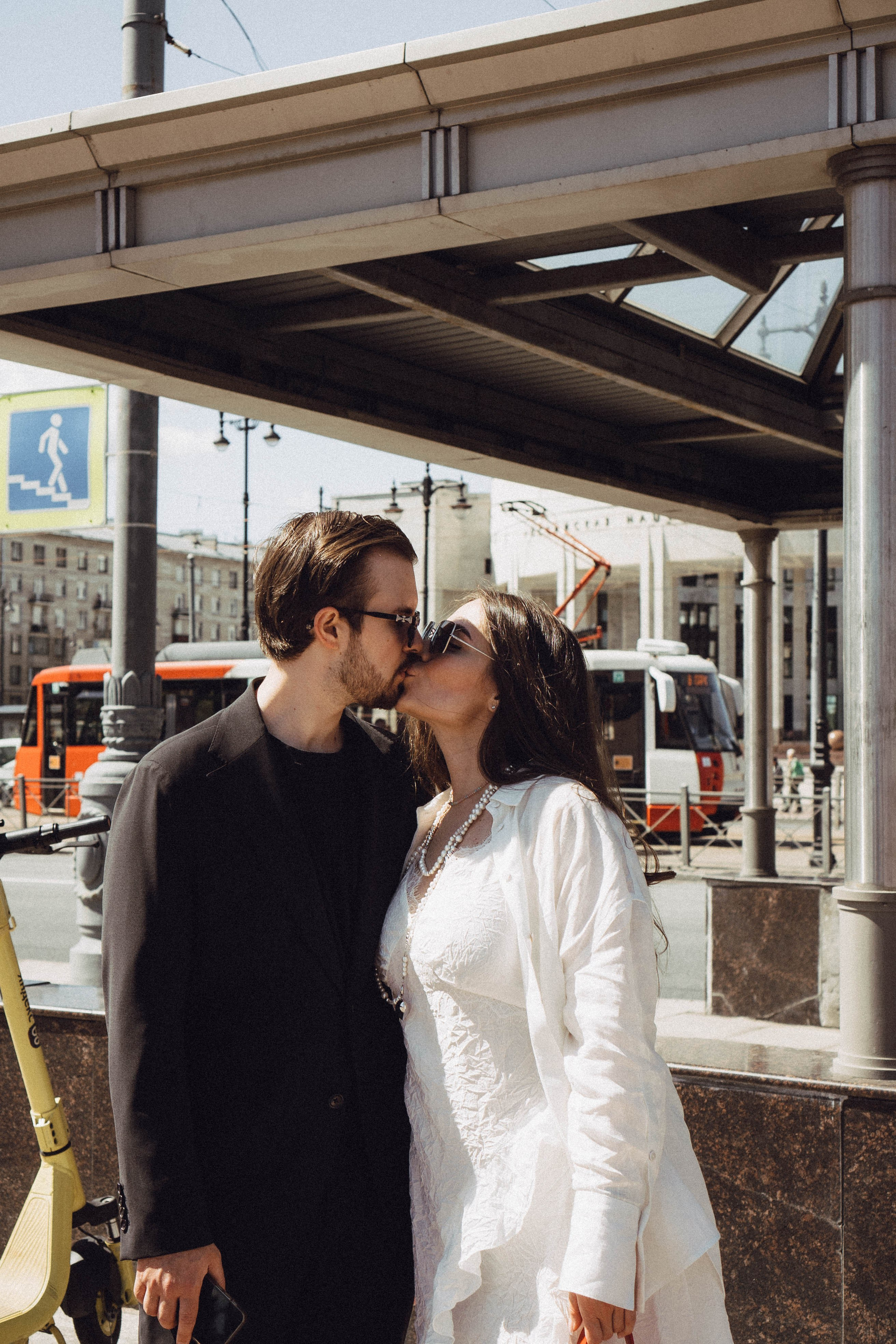 СВАДЕБНАЯ СЬЕМКА В ПАРКЕ ПОБЕДЫ И ПРОГУЛКА ПО МОСКОВСКОМУ ПРОСПЕКТУ. Профессиональный фотограф, Санкт-Петербург — Виктория Богомолова