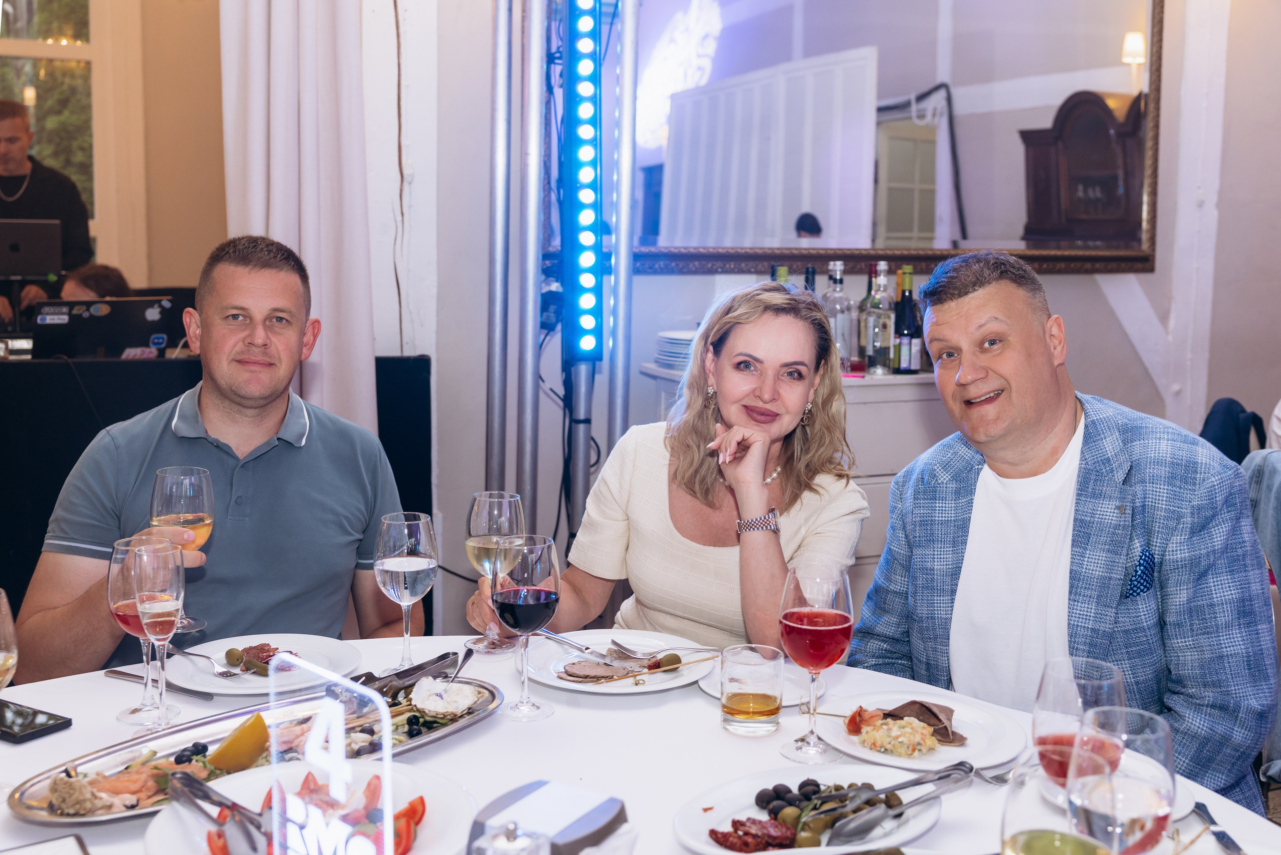 RMG Гала ужин ресторан Усадьба (1 день). Фотограф в Калининграде свадебная фотография, репортажная, фотосессии