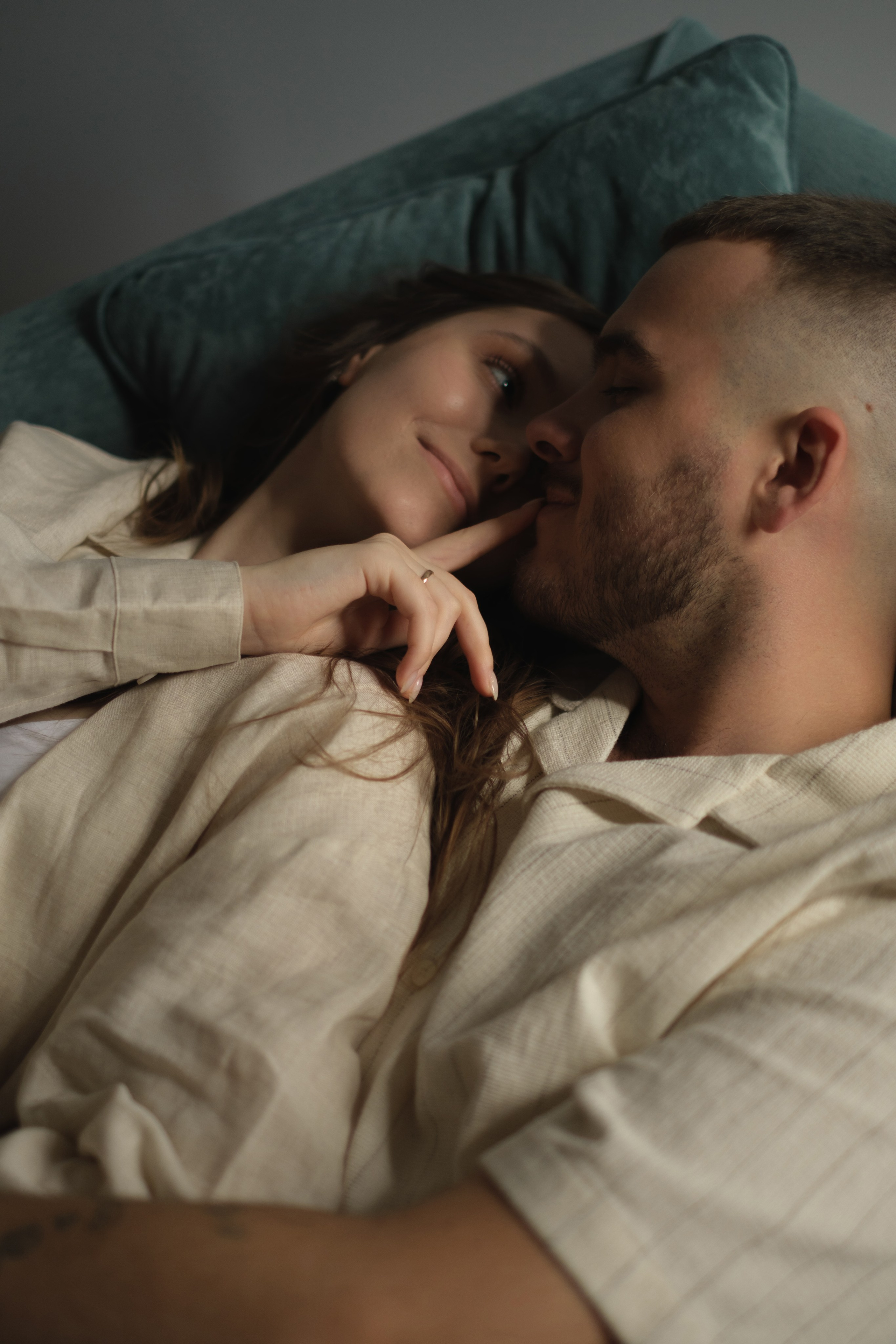 Саша и Диана. Фотограф в Москве. Женский и мужской портрет, лавстори (love story)