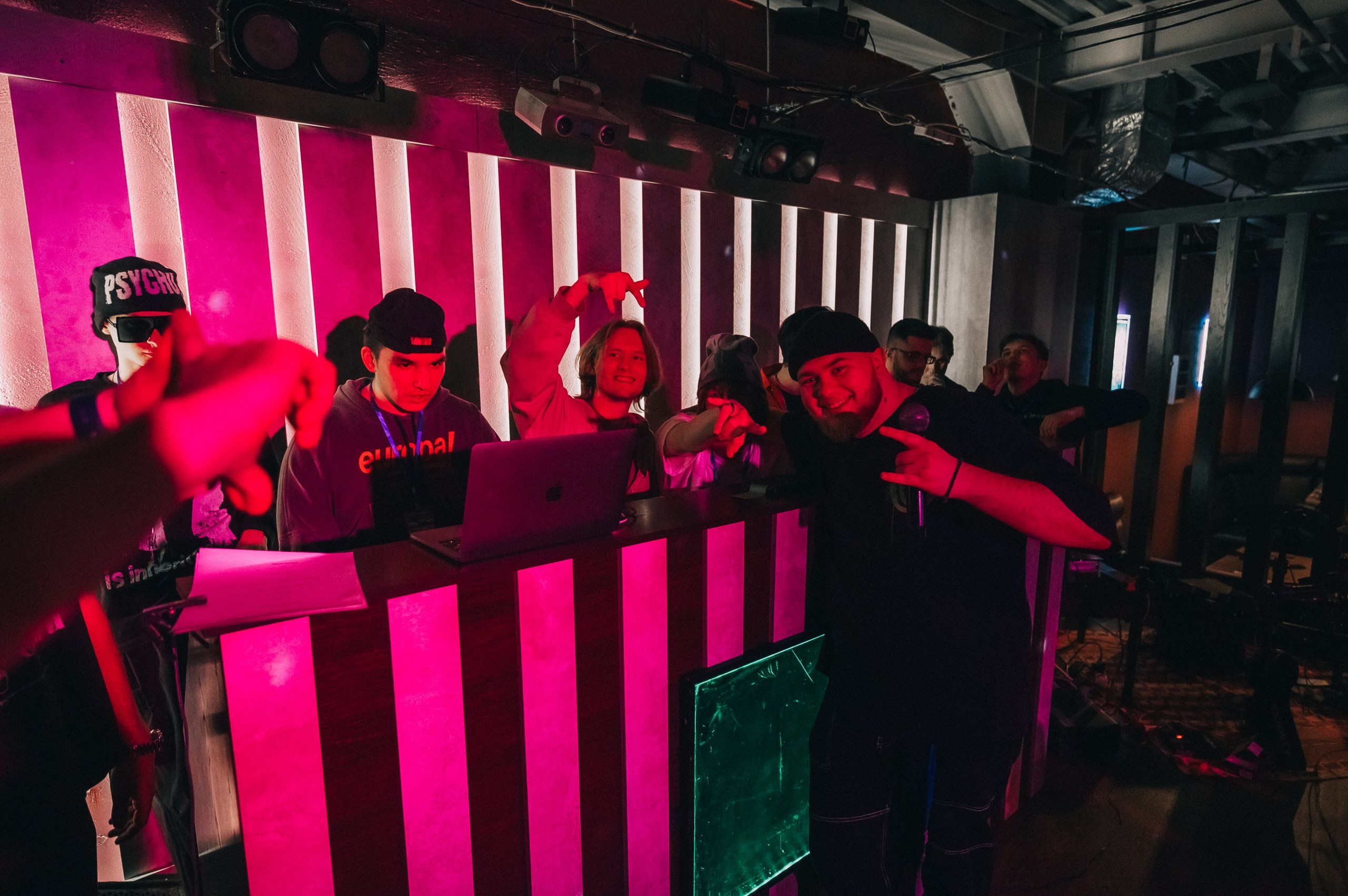 8 MARCH WOMENS DAY PARTY. Фотограф в Кемерово Владислав Шульц