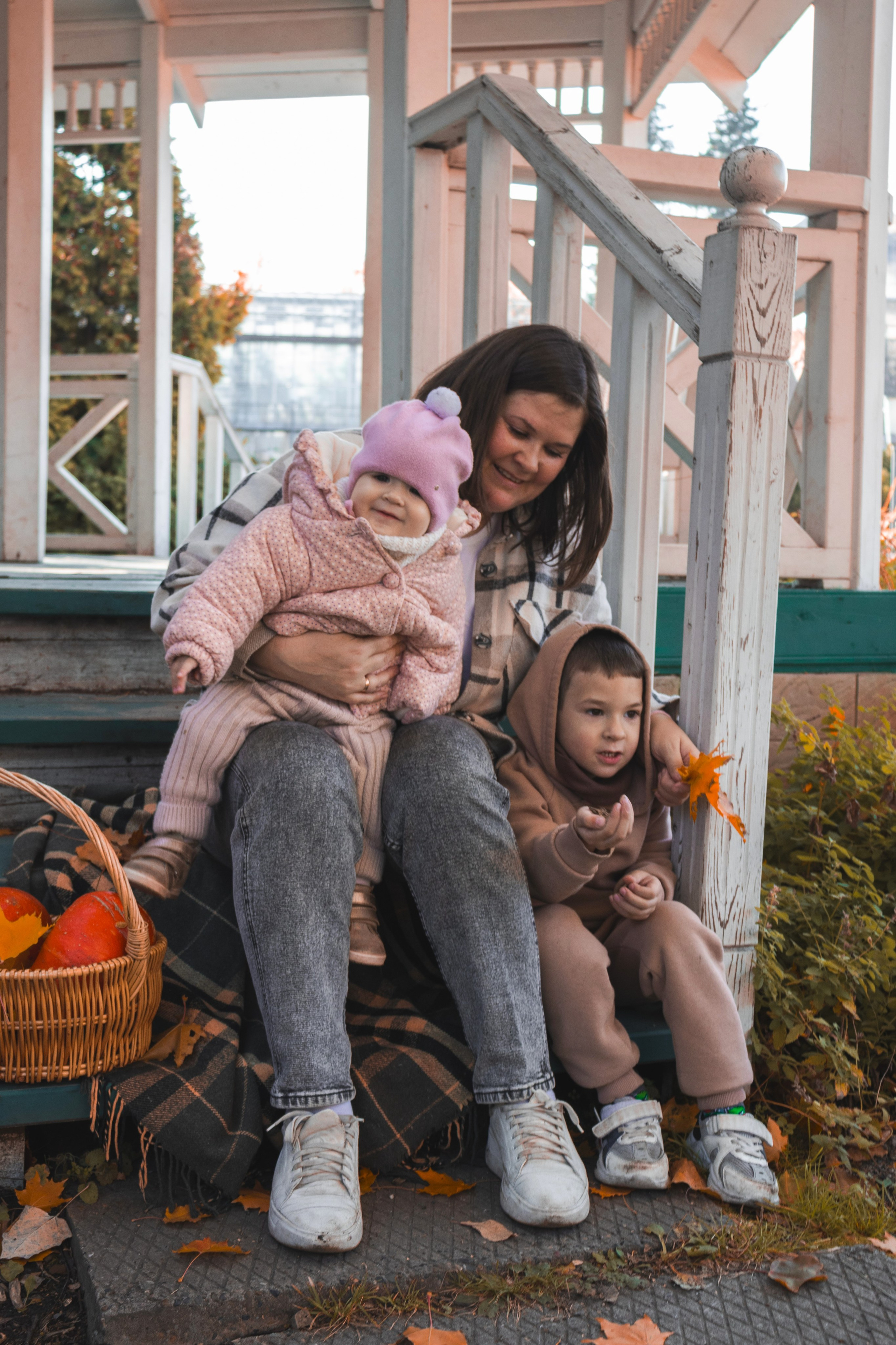 Семейная фотосессия Томск. Семейный фотограф Томск. Семейная фотосъёмка Томск. Фотограф в Томске Дарья Пучкина