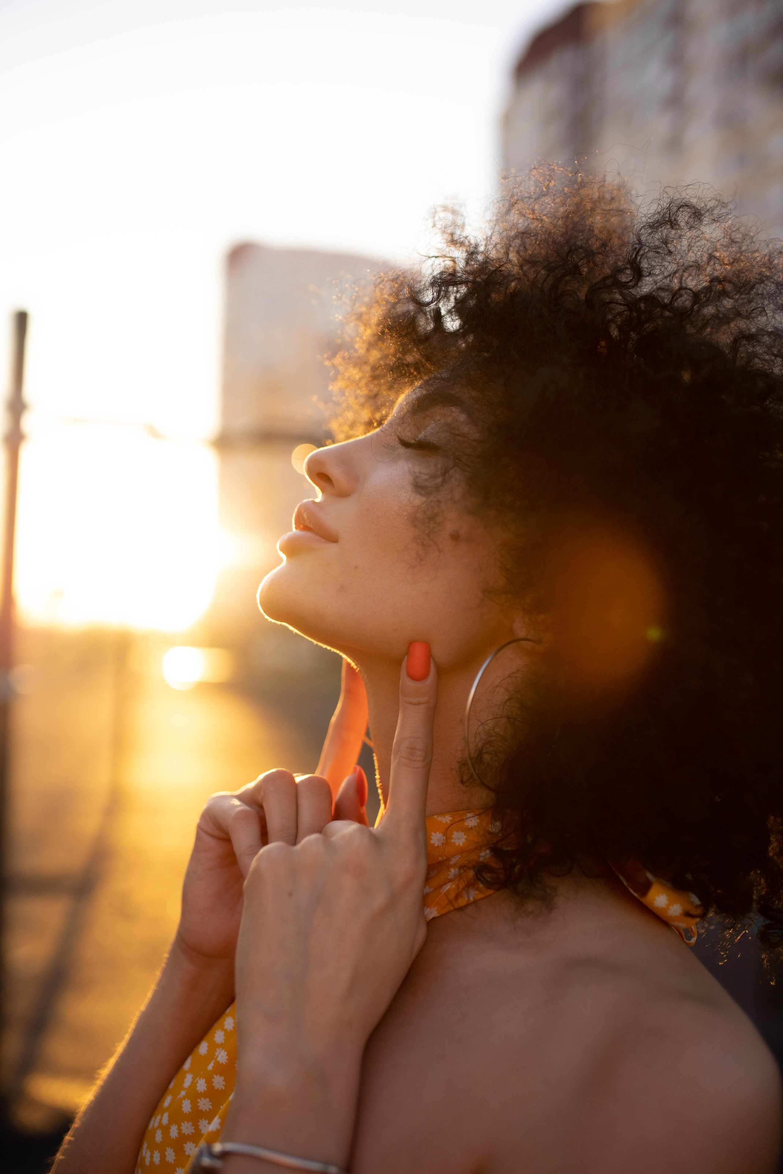 Женская фотосессия на закате. Афро. Фотограф Валерия Горбунова Подольск Бутово Видное Щербинка