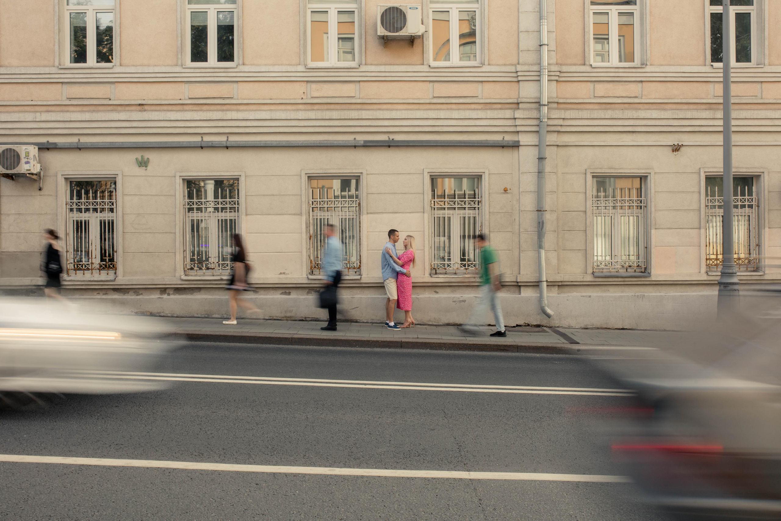 Фотосессия для влюбленных, прогулка по Москве. Алена и Ваня. Фотограф Валерия Горбунова Подольск Бутово Видное Щербинка