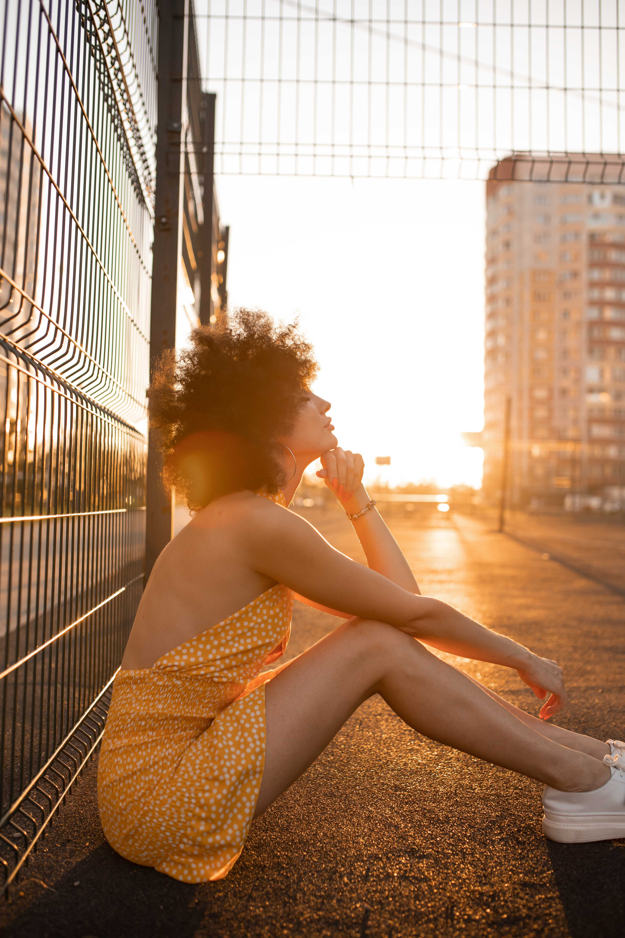 Женская фотосессия на закате. Афро. Фотограф Валерия Горбунова Подольск Бутово Видное Щербинка