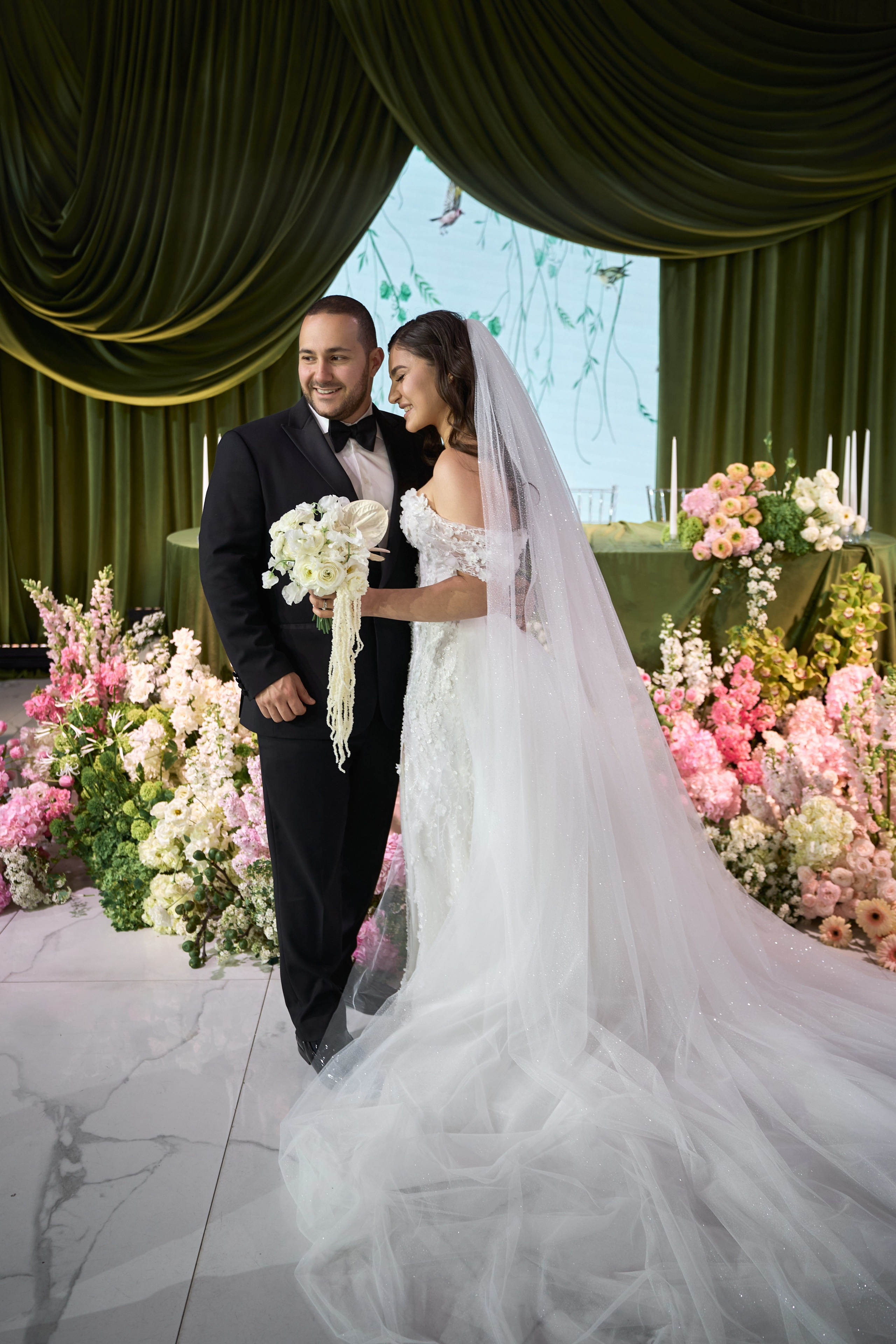 Лучшие свадебные фотографы Краснодара ТВИНС СТУДИО в Zagarro на Армянской свадьбе!. ТВИНС СТУДИО — лучшие свадебные фотографы и видеографы в Краснодаре