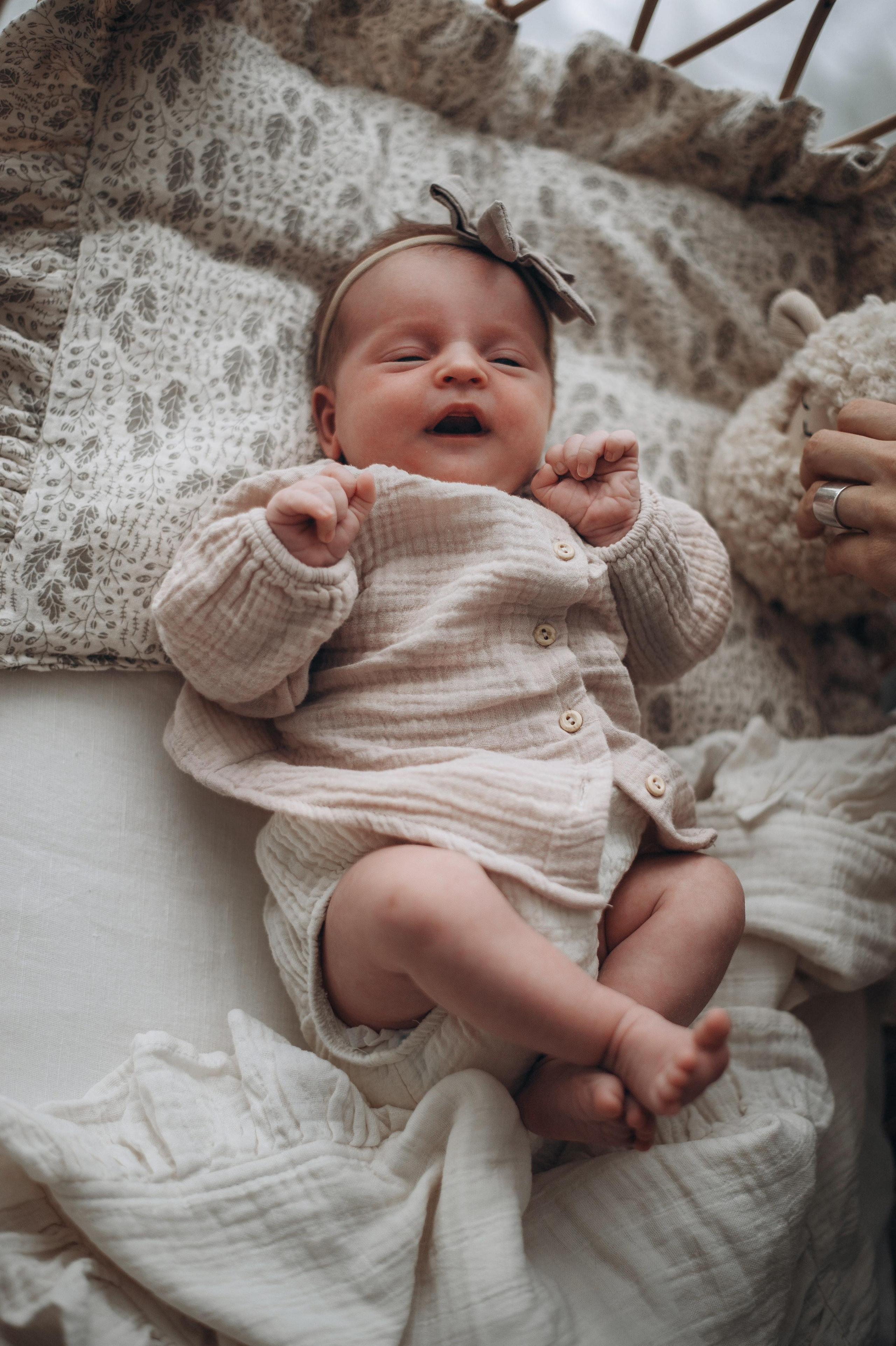 Мама и маленькие доченьки. Фотограф в Саратове Анастасия Гладина