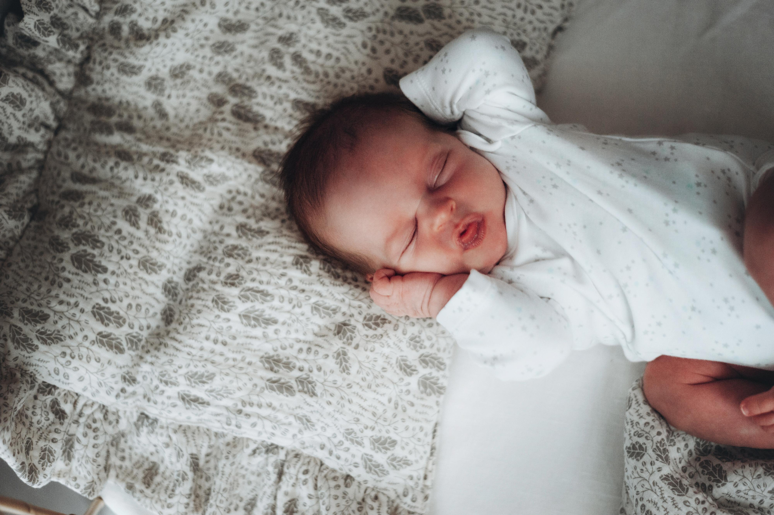 Мама и маленькие доченьки. Фотограф в Саратове Анастасия Гладина