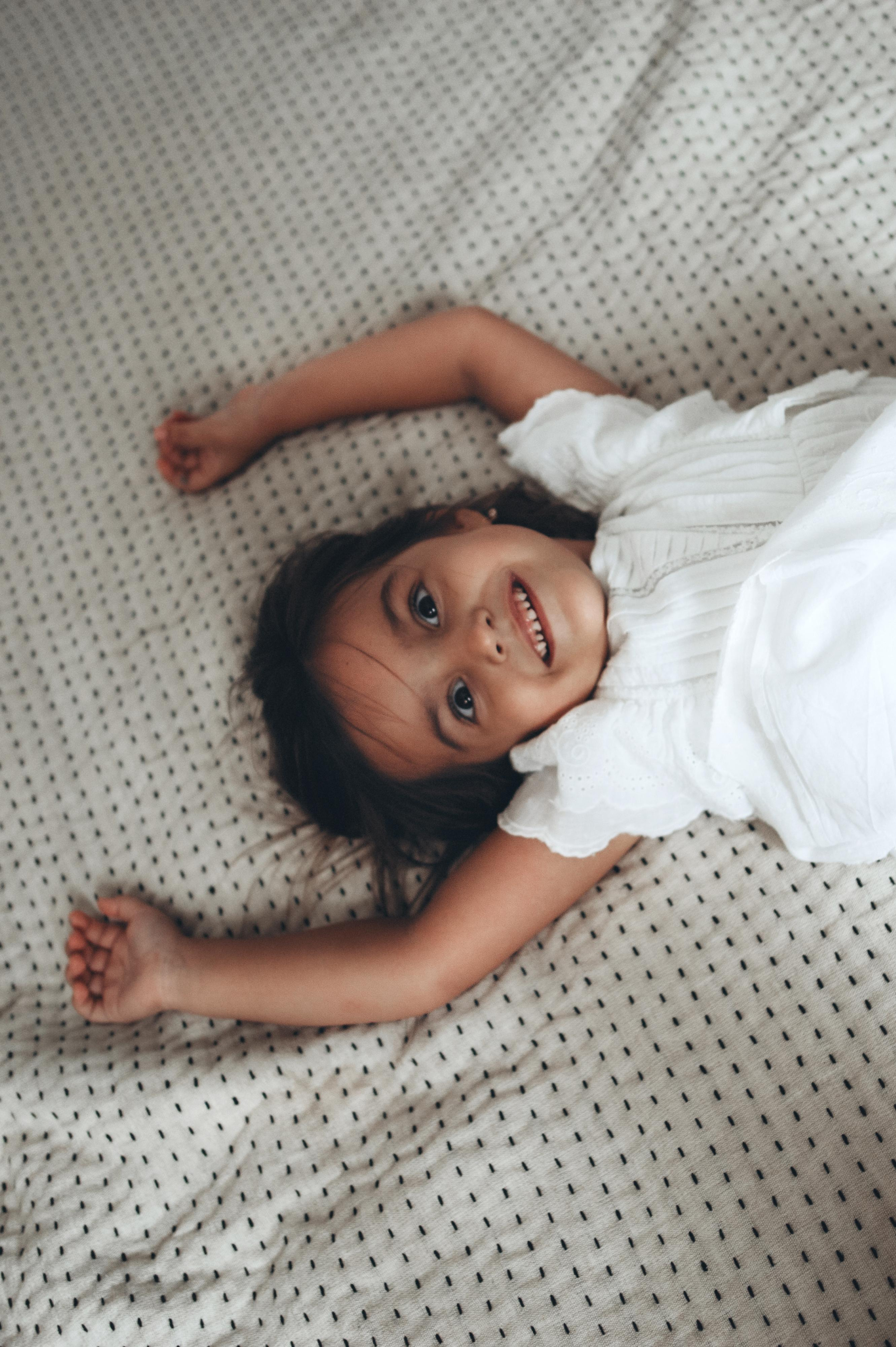 Мама и маленькие доченьки. Фотограф в Саратове Анастасия Гладина