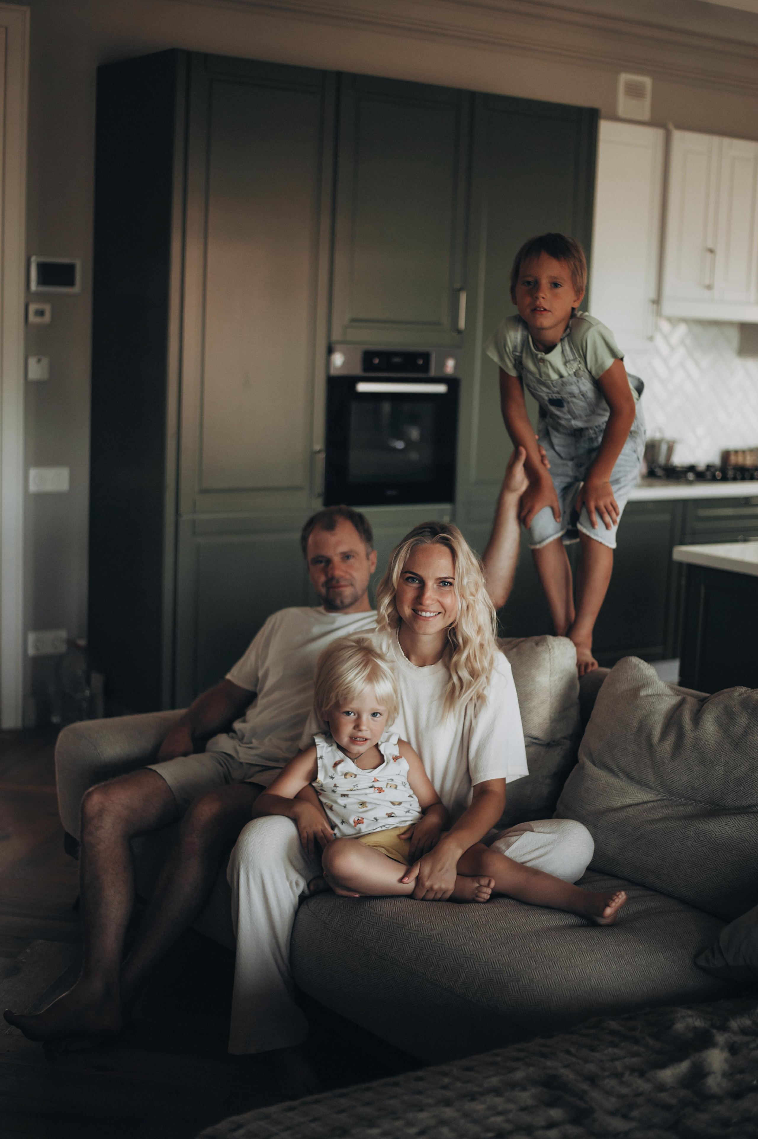 Саша Света Митя Савва. Фотограф в Саратове Анастасия Гладина