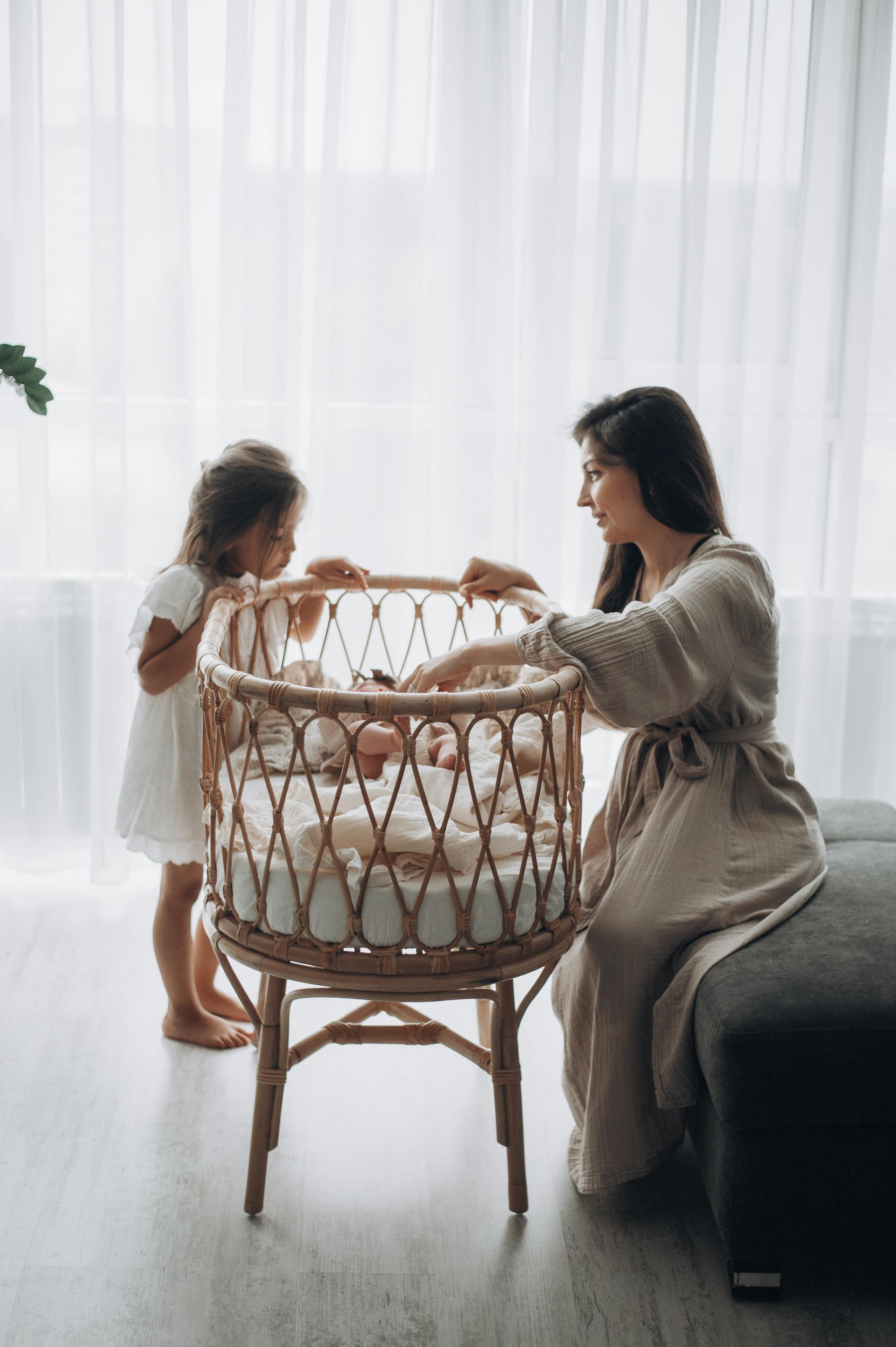 Мама и маленькие доченьки. Фотограф в Саратове Анастасия Гладина