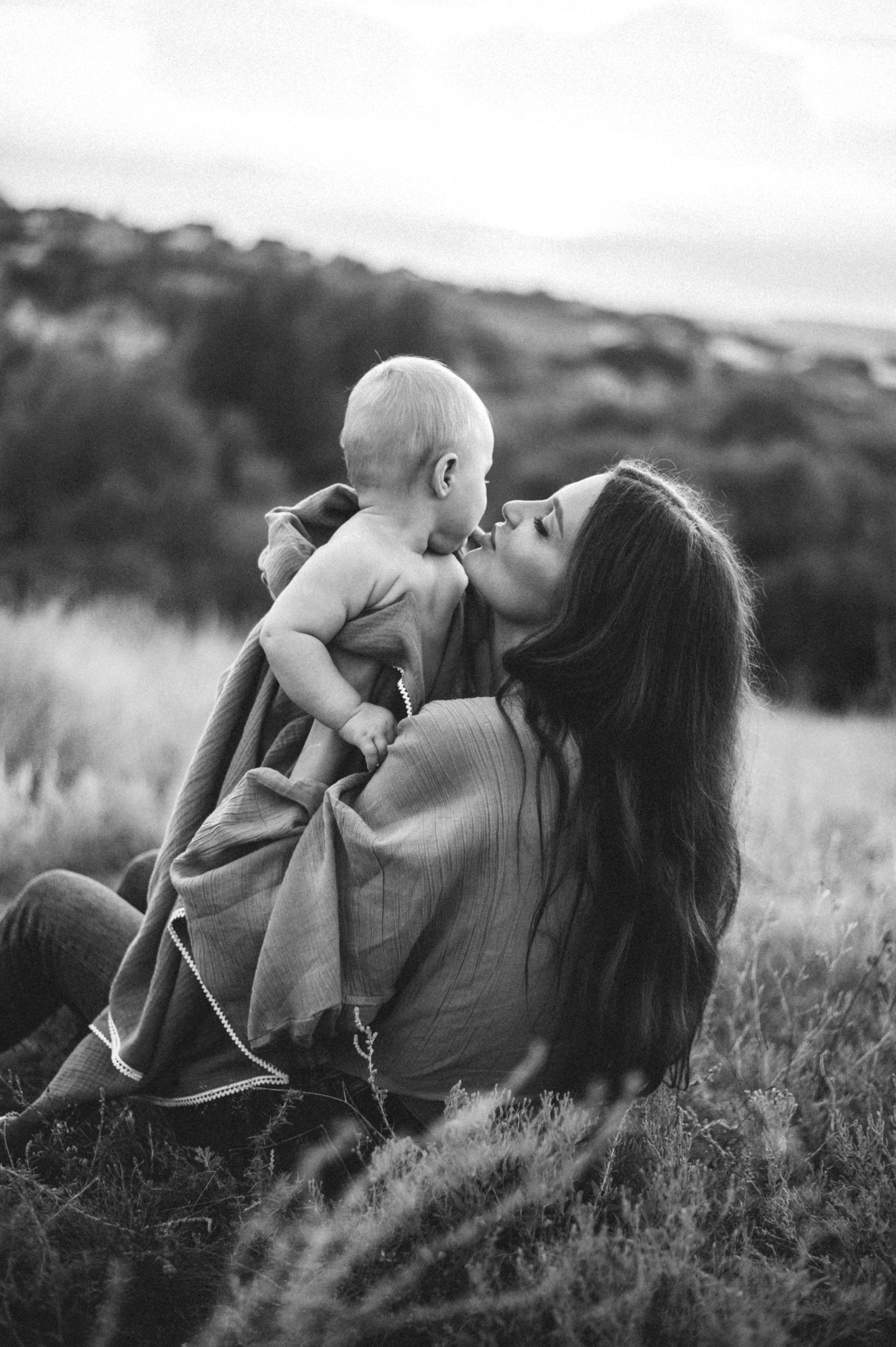 Юля в роли мамы. Фотограф в Саратове Анастасия Гладина