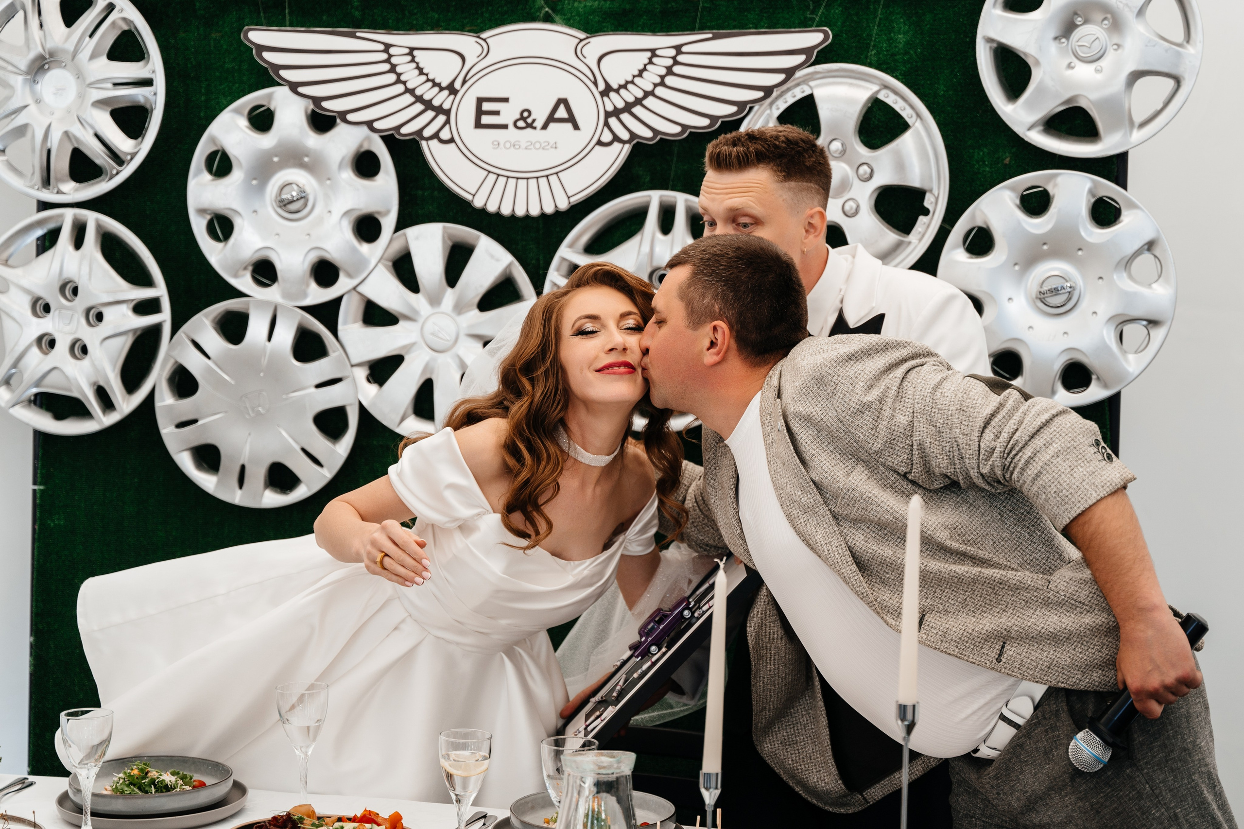 Анна & Евгений проект «Четыре свадьбы» на Пятнице. Свадебный фотограф Барнаул Алексей Павлов