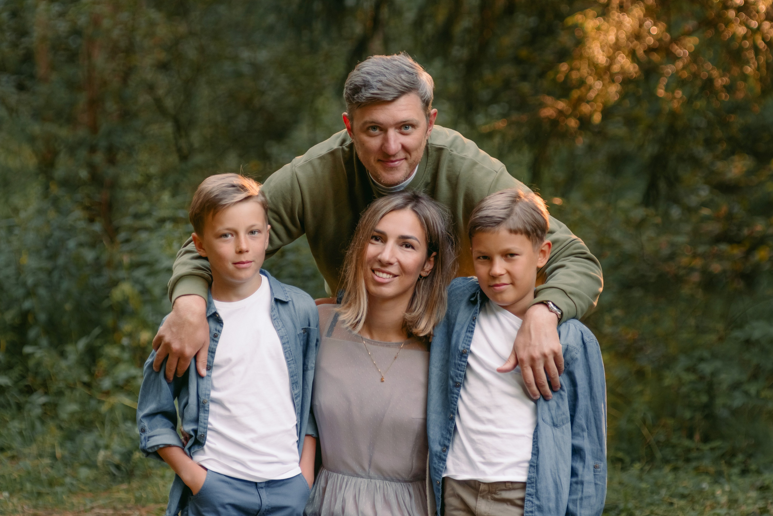 Семейная фотосессия на природе. Фотограф Юлия Кондратьева