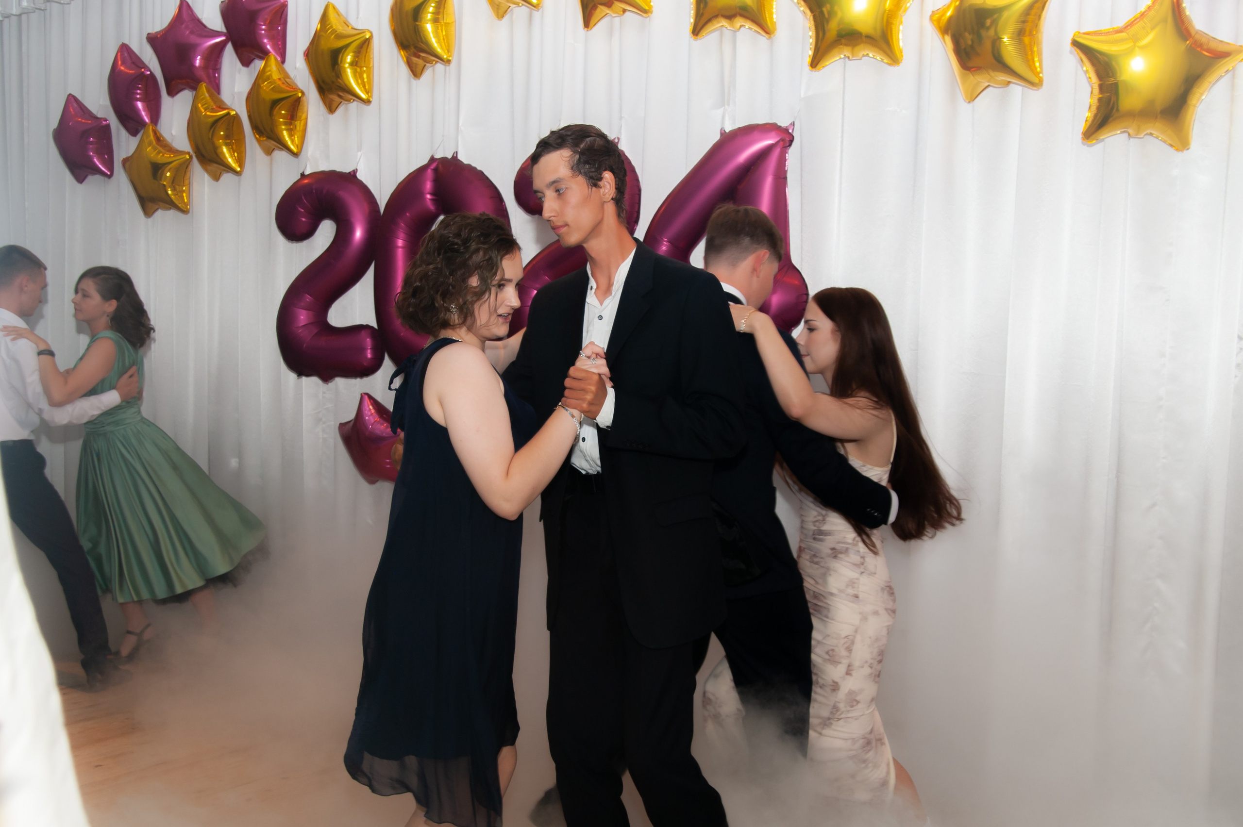 Выпускной МАОУ СОШ № 17 им. Эдуарда Есаяна. Свадебный и семейный фотограф Денис Лукьянов в Краснодаре, Краснодарском крае и Республике Крым