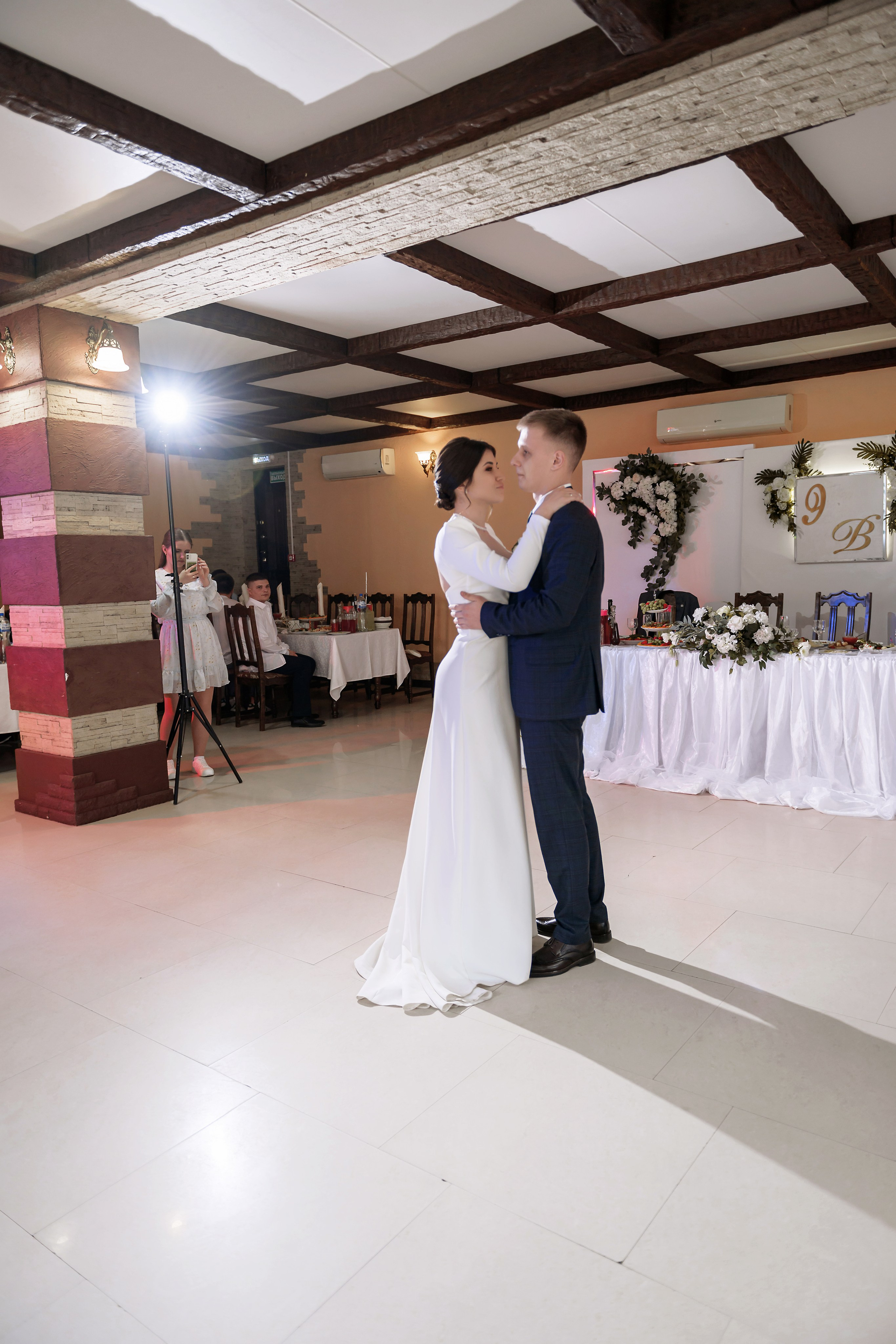 Эдуард и Виктория. Свадебный фотограф Белгород Валуйки Старый Оскол Воронеж