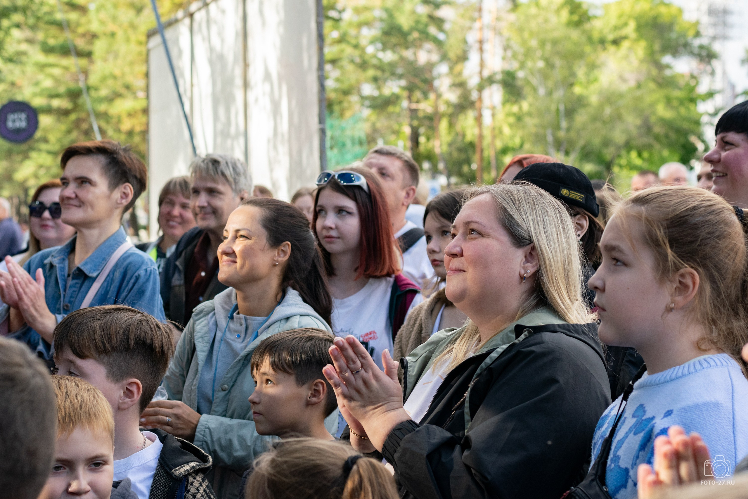 Антон Курдюмов фотограф в Хабаровске Рина Курдюмова фото27 foto27 Антон Дорофеев репортажный репортаж документалист Тони и Рина фотосоздатели Международный фестиваль Рок в защиту животных Хабаровск