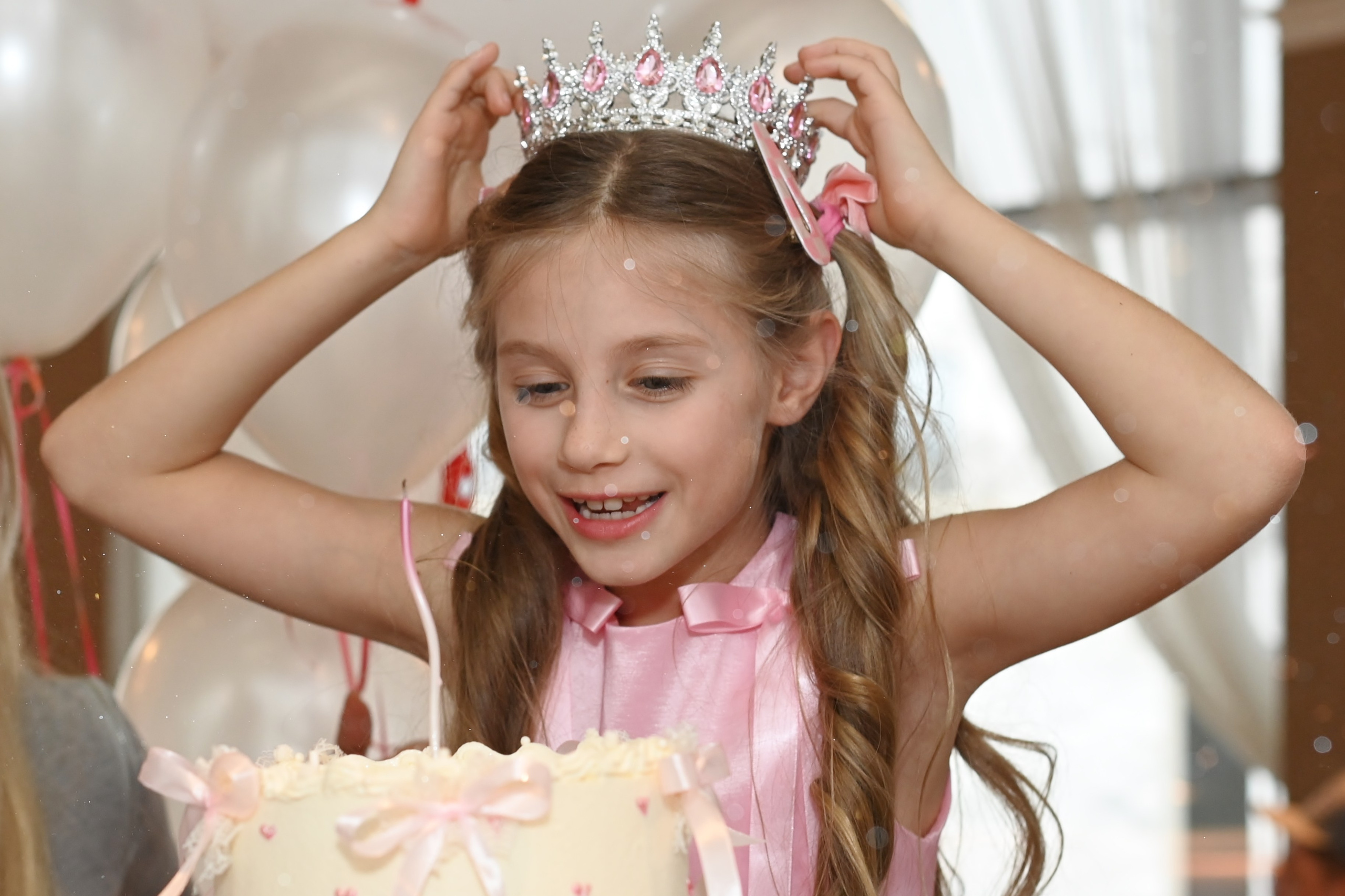 День Рождения Киры в кафе в Лужниках и на улице. Свадебный и семейный фотограф в Москве Ирина Гончарова