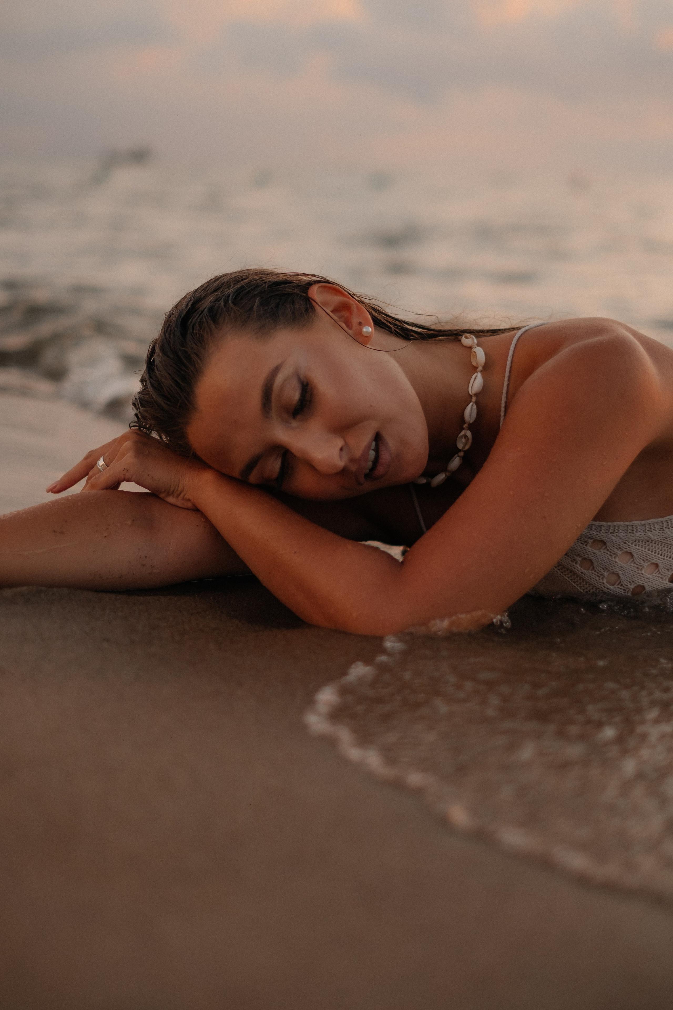 Рита на берегу. Фотограф в Новосибирске Диана Ильиных