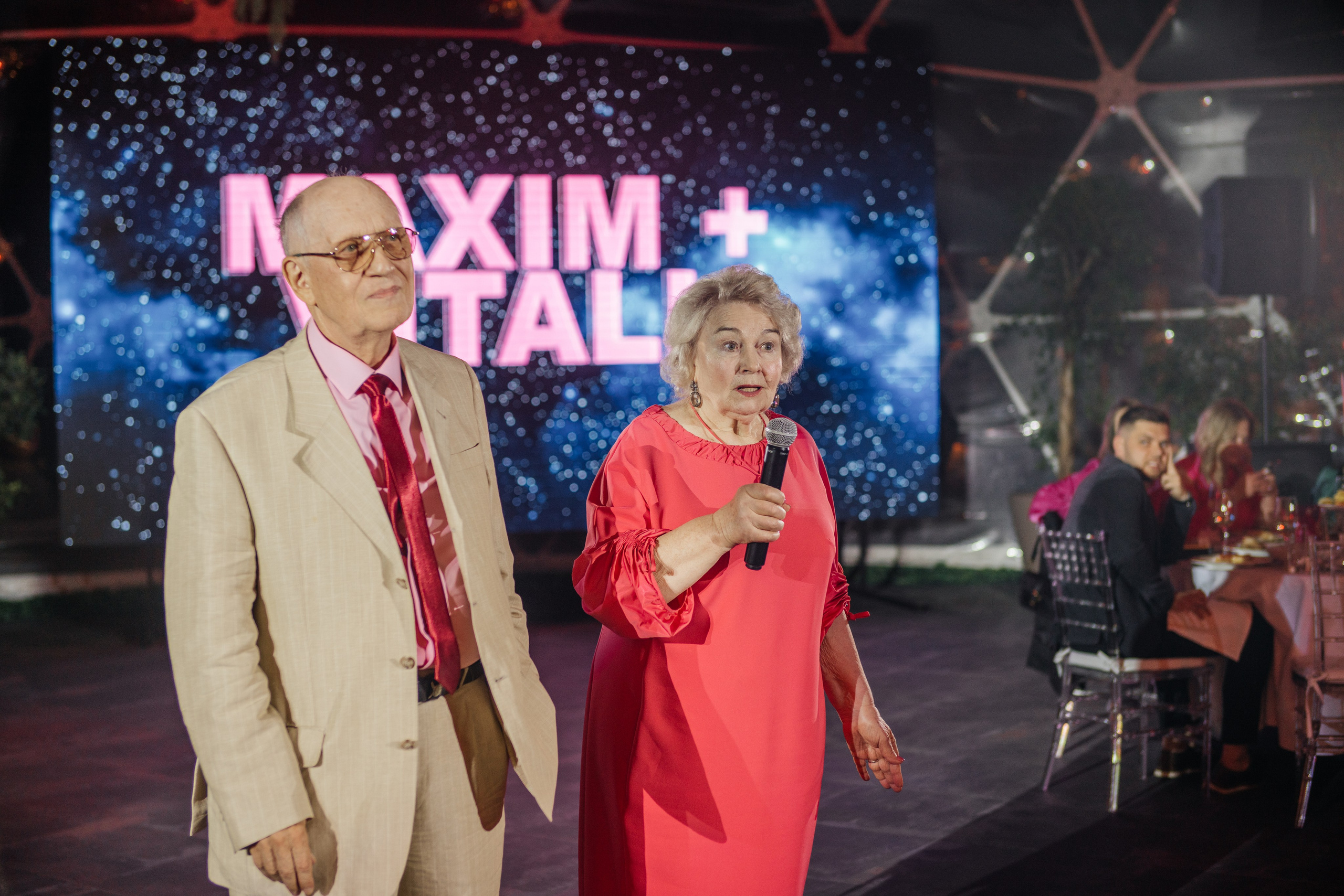 Свадебный день Максим и Вита. Графский Парк. Свадебный и семейный фотограф Надежда Соловьева